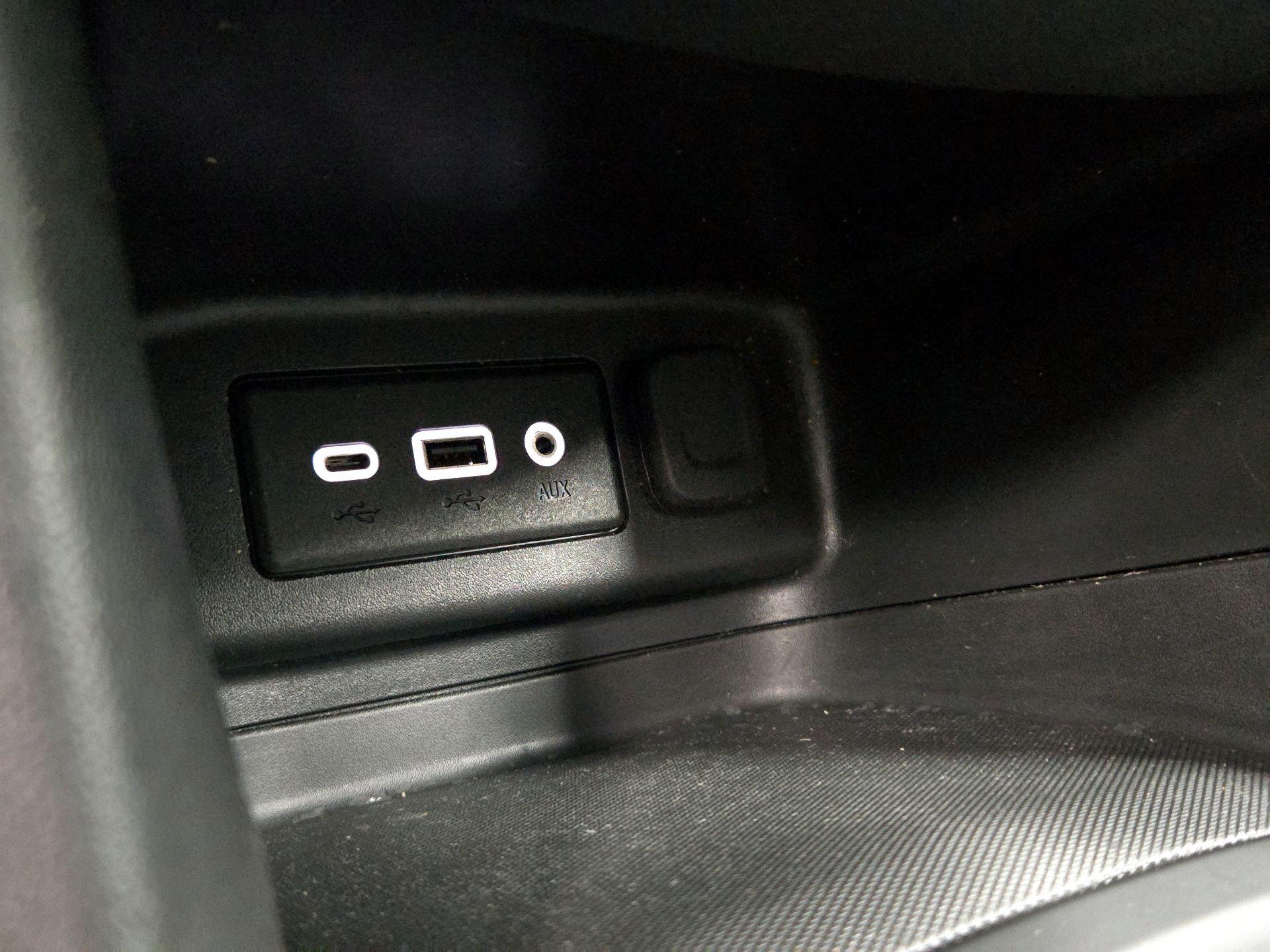 Thumbnail: 2023 Chevrolet Equinox - 18