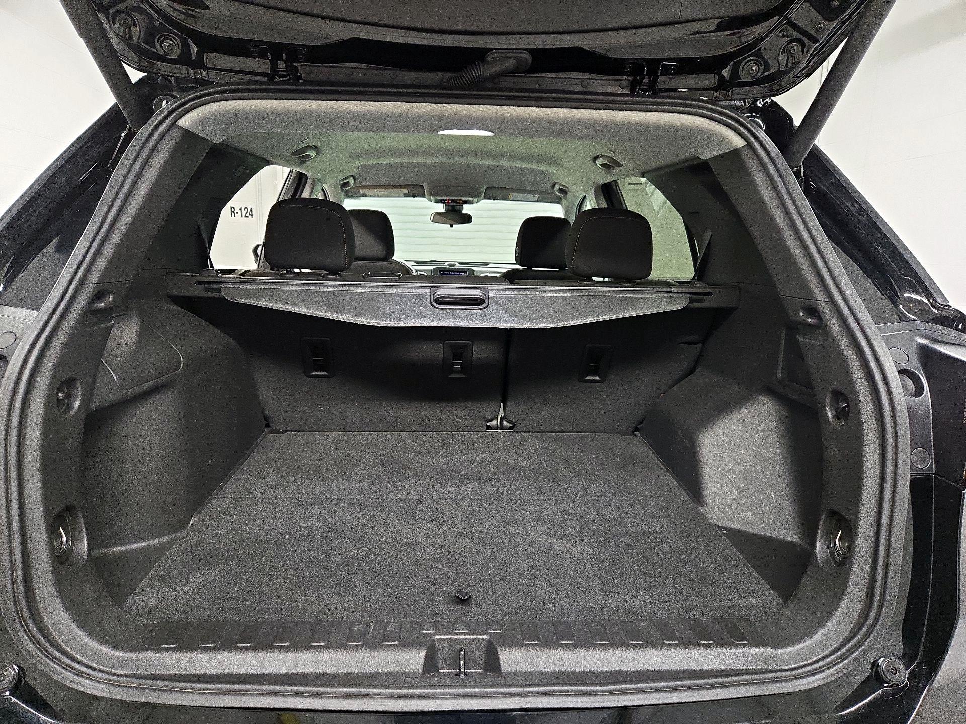 Thumbnail: 2023 Chevrolet Equinox - 20