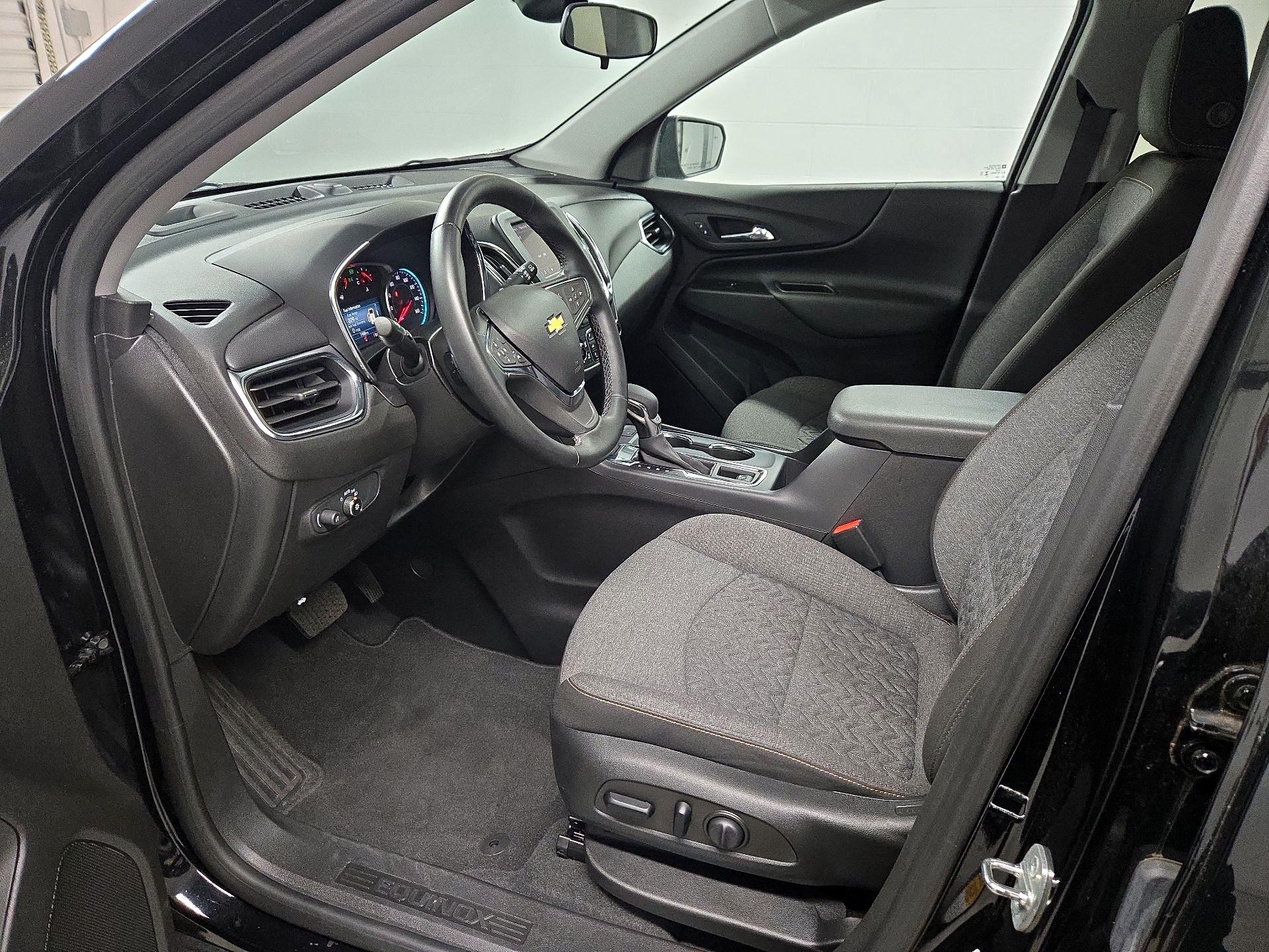 Thumbnail: 2023 Chevrolet Equinox - 11