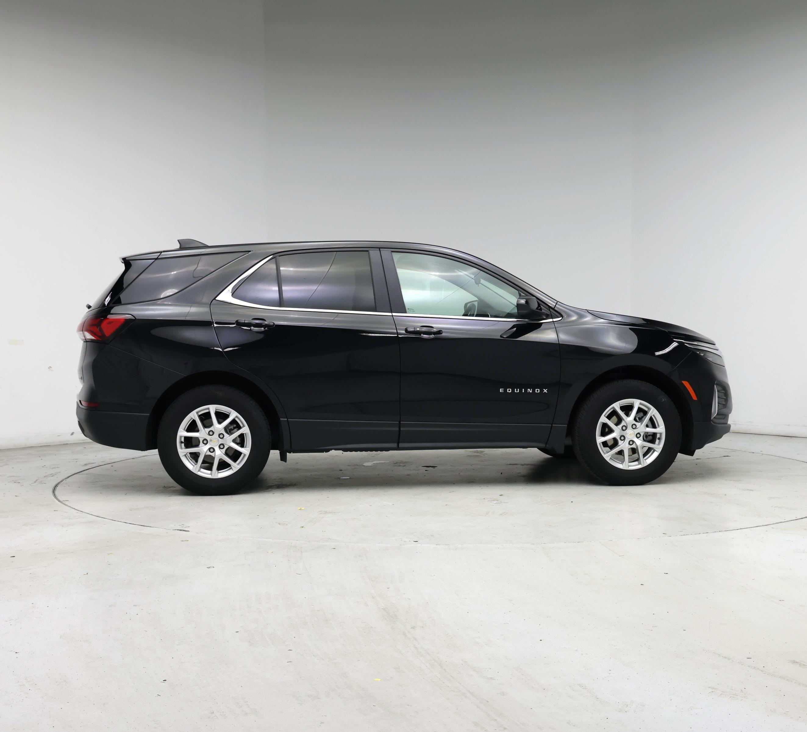 Thumbnail: 2023 Chevrolet Equinox - 7