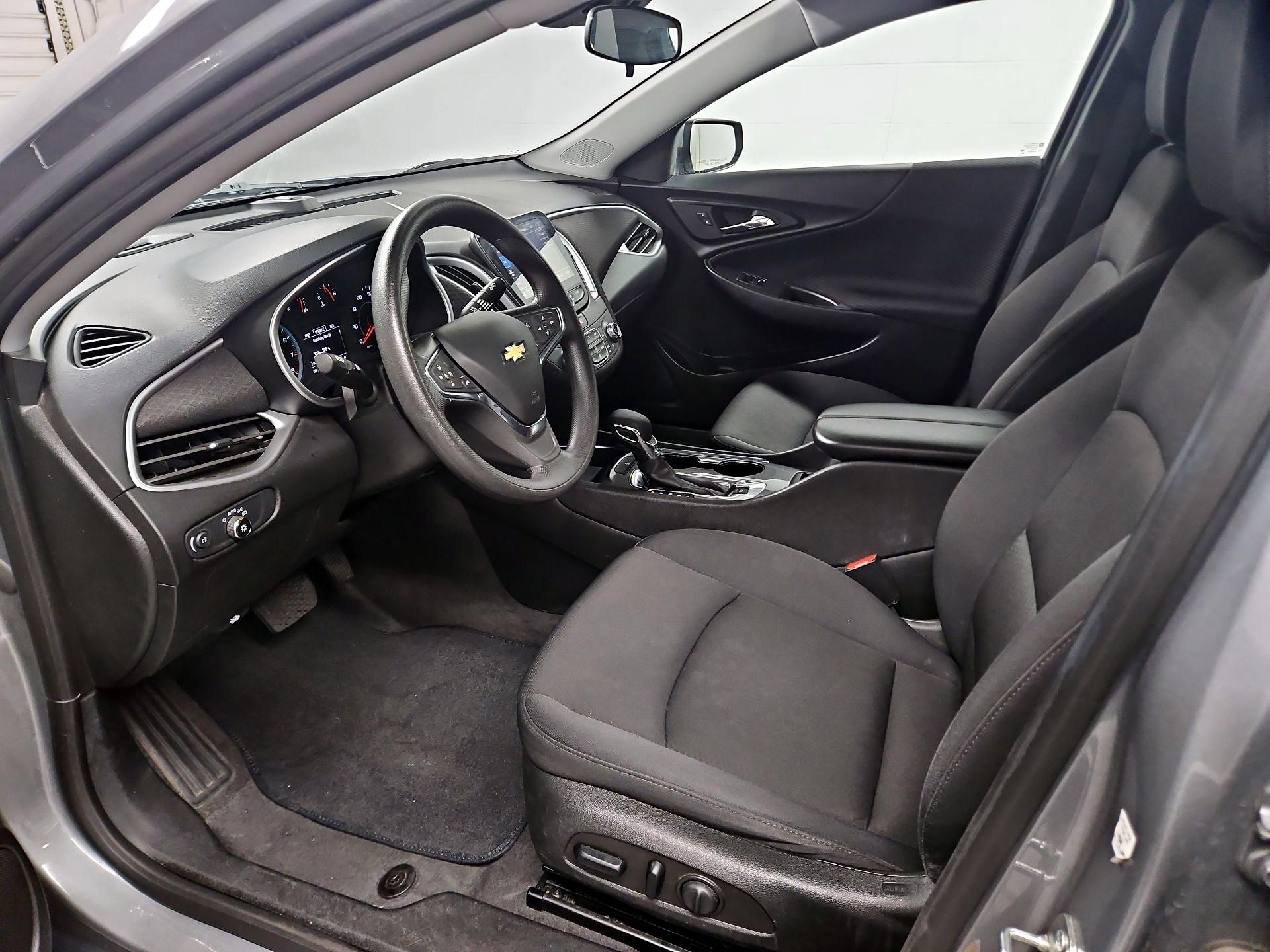 Thumbnail: 2023 Chevrolet Malibu - 11