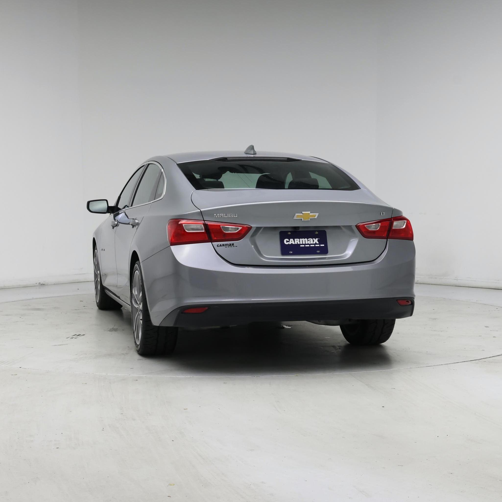 Thumbnail: 2023 Chevrolet Malibu - 6