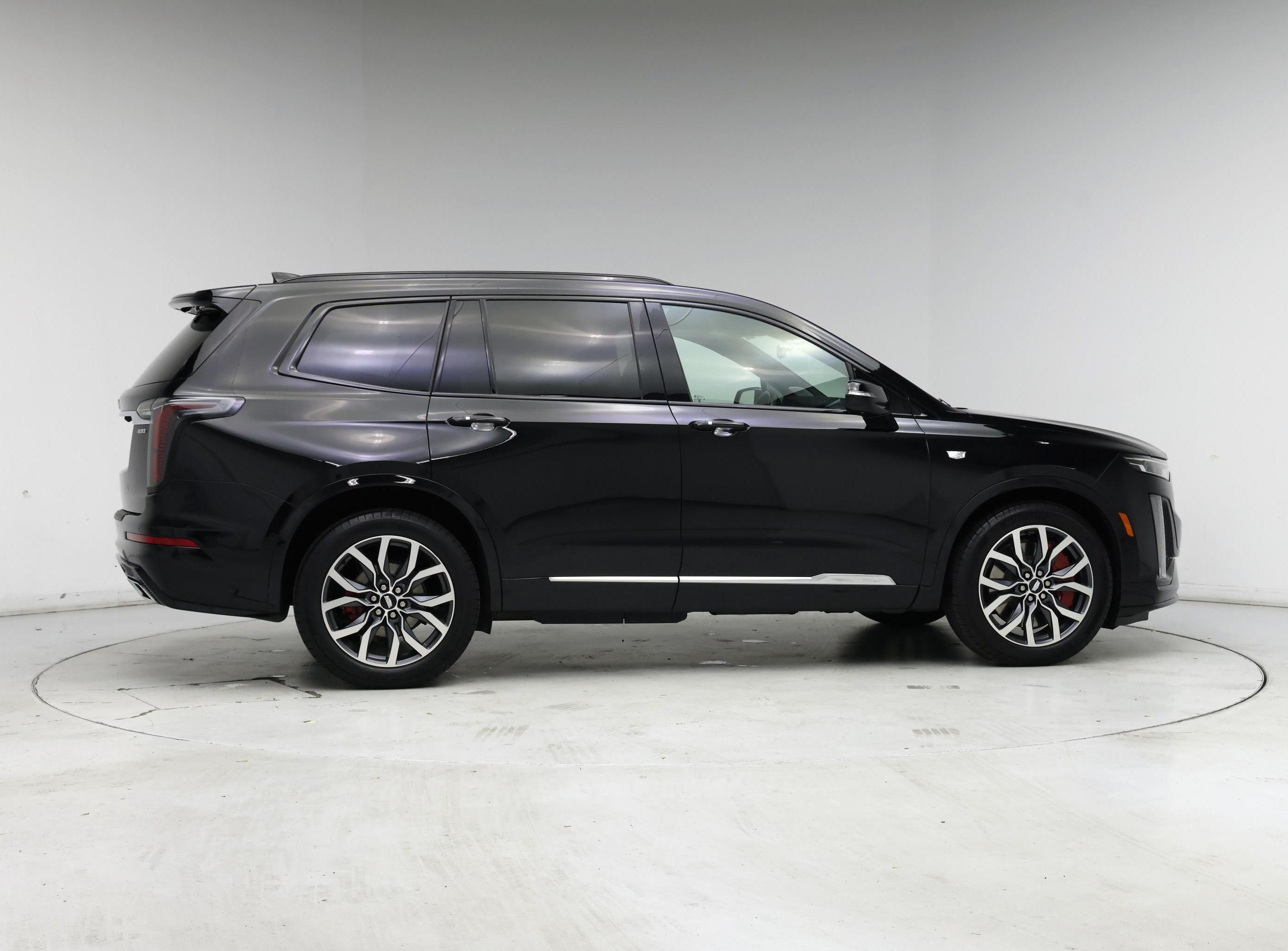 Thumbnail: 2022 Cadillac XT6 - 7