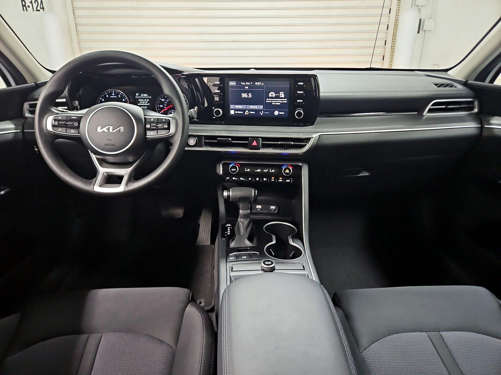 Thumbnail: 2023 Kia K5 - 9
