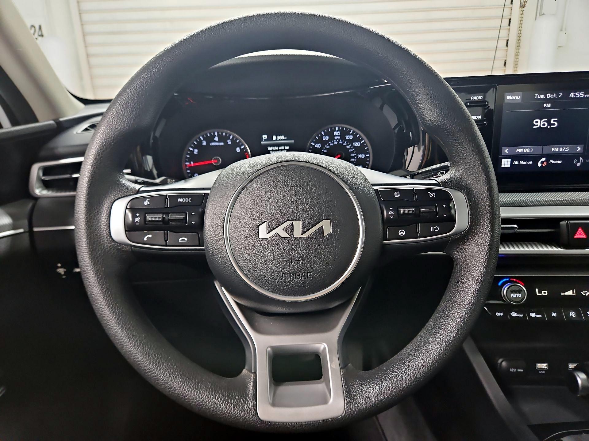 Thumbnail: 2023 Kia K5 - 10