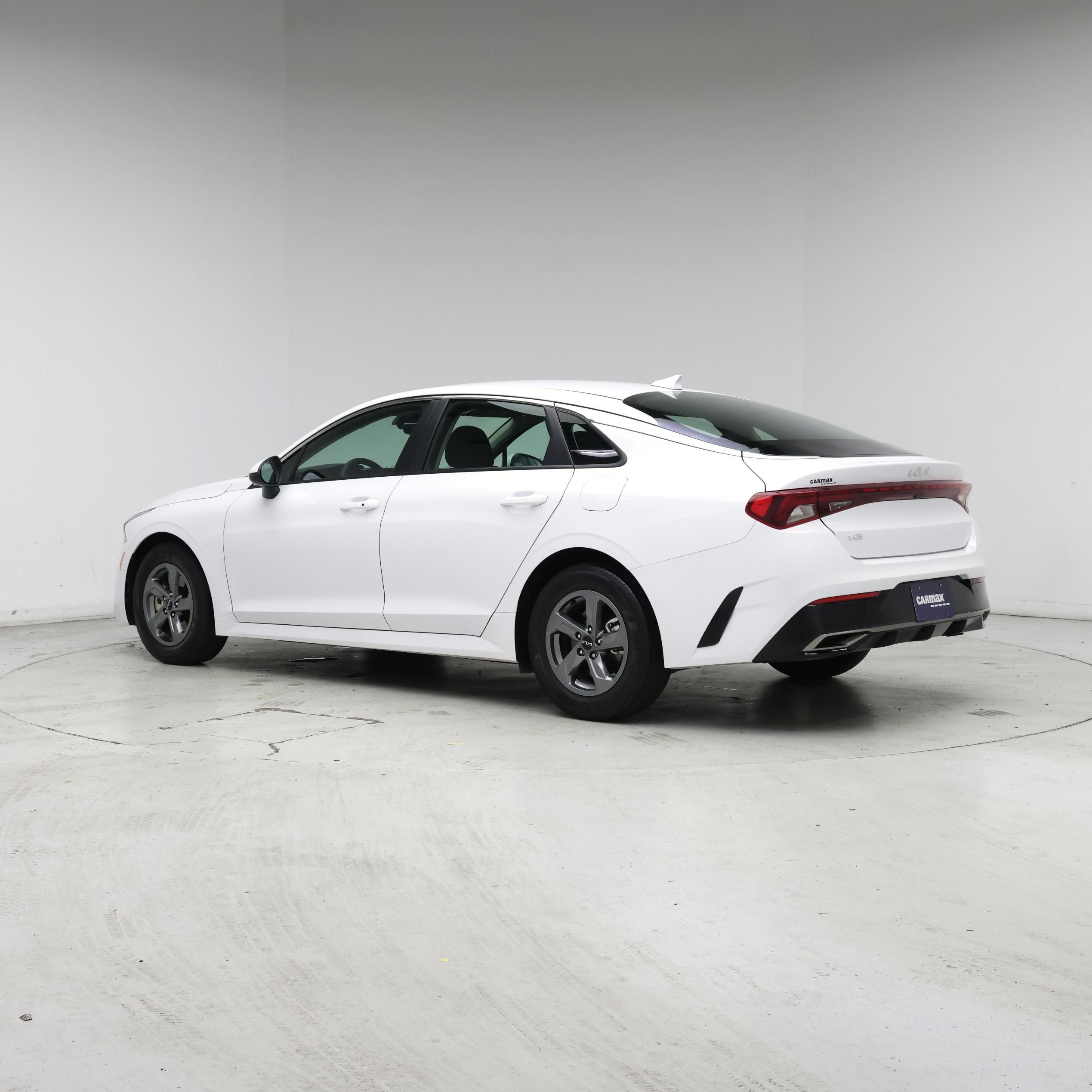 Thumbnail: 2023 Kia K5 - 2