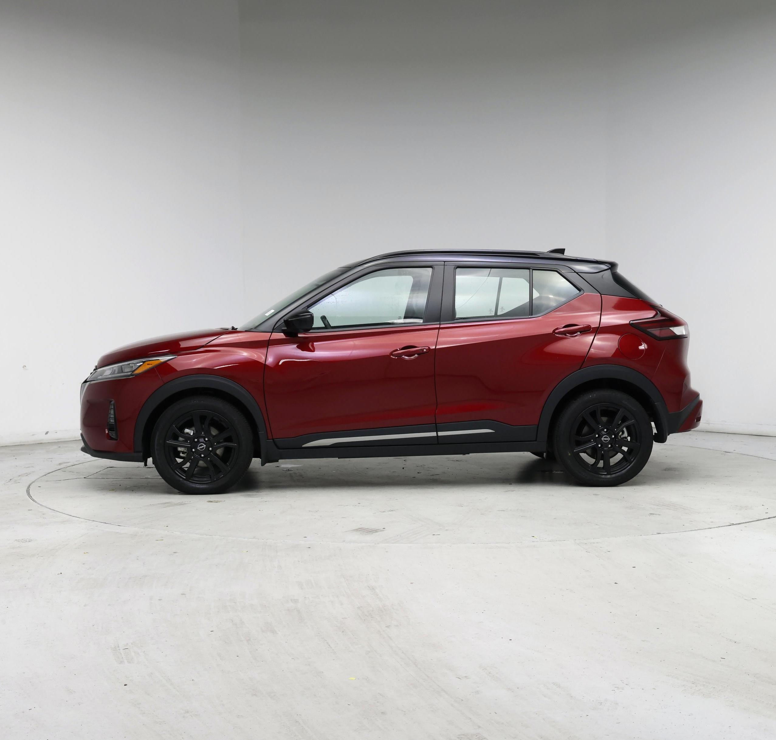 Thumbnail: 2023 Nissan Kicks - 3