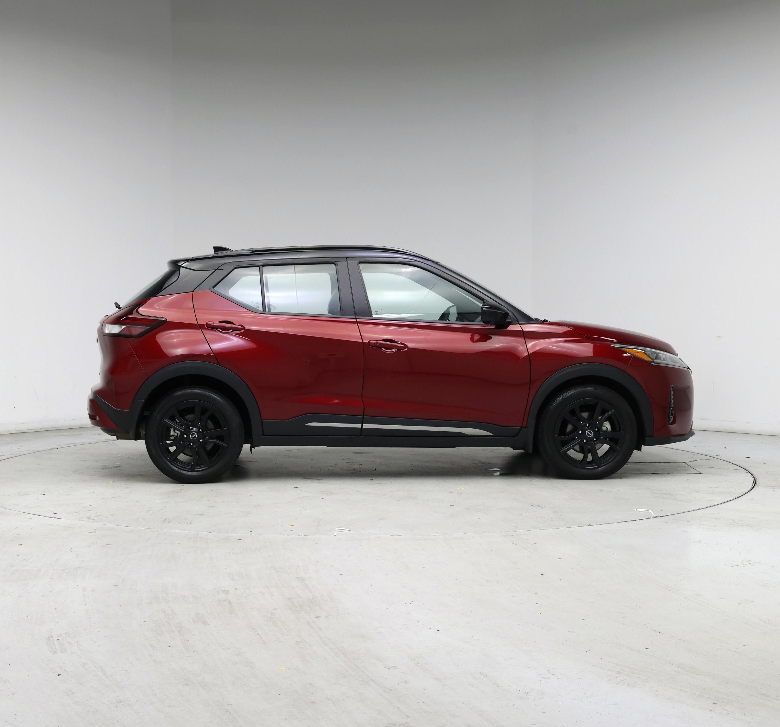 Thumbnail: 2023 Nissan Kicks - 7
