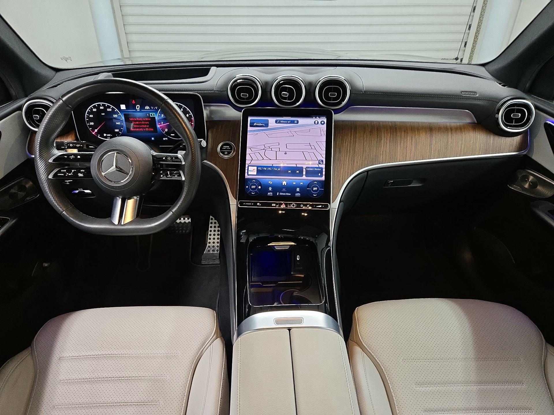 Thumbnail: 2023 Mercedes-Benz GLC - 9