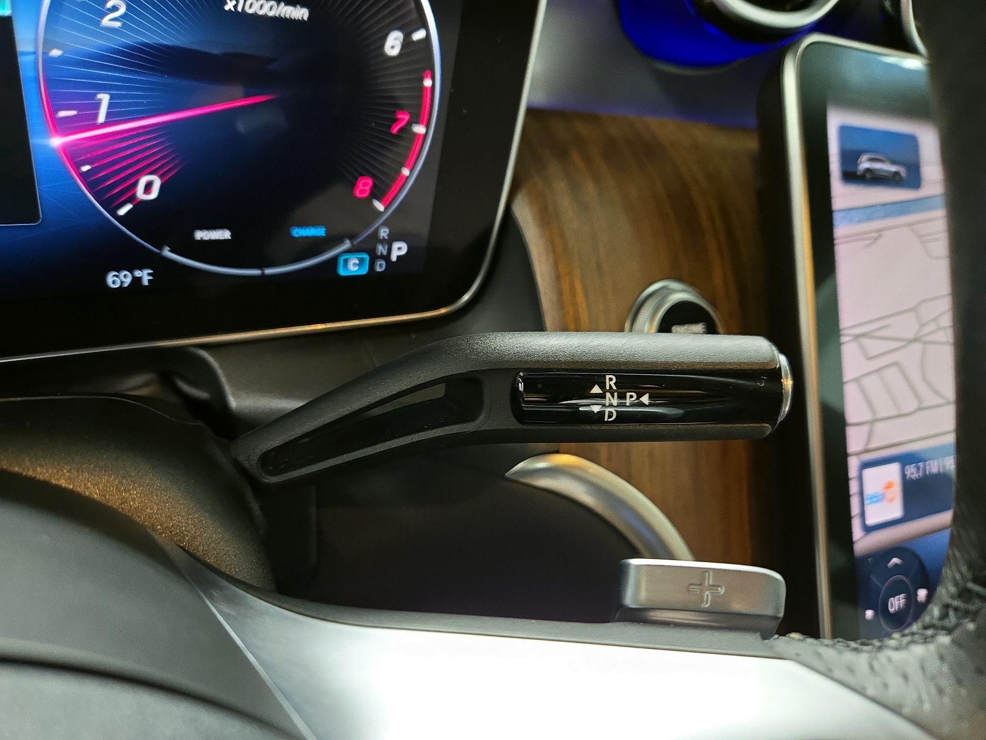 Thumbnail: 2023 Mercedes-Benz GLC - 18