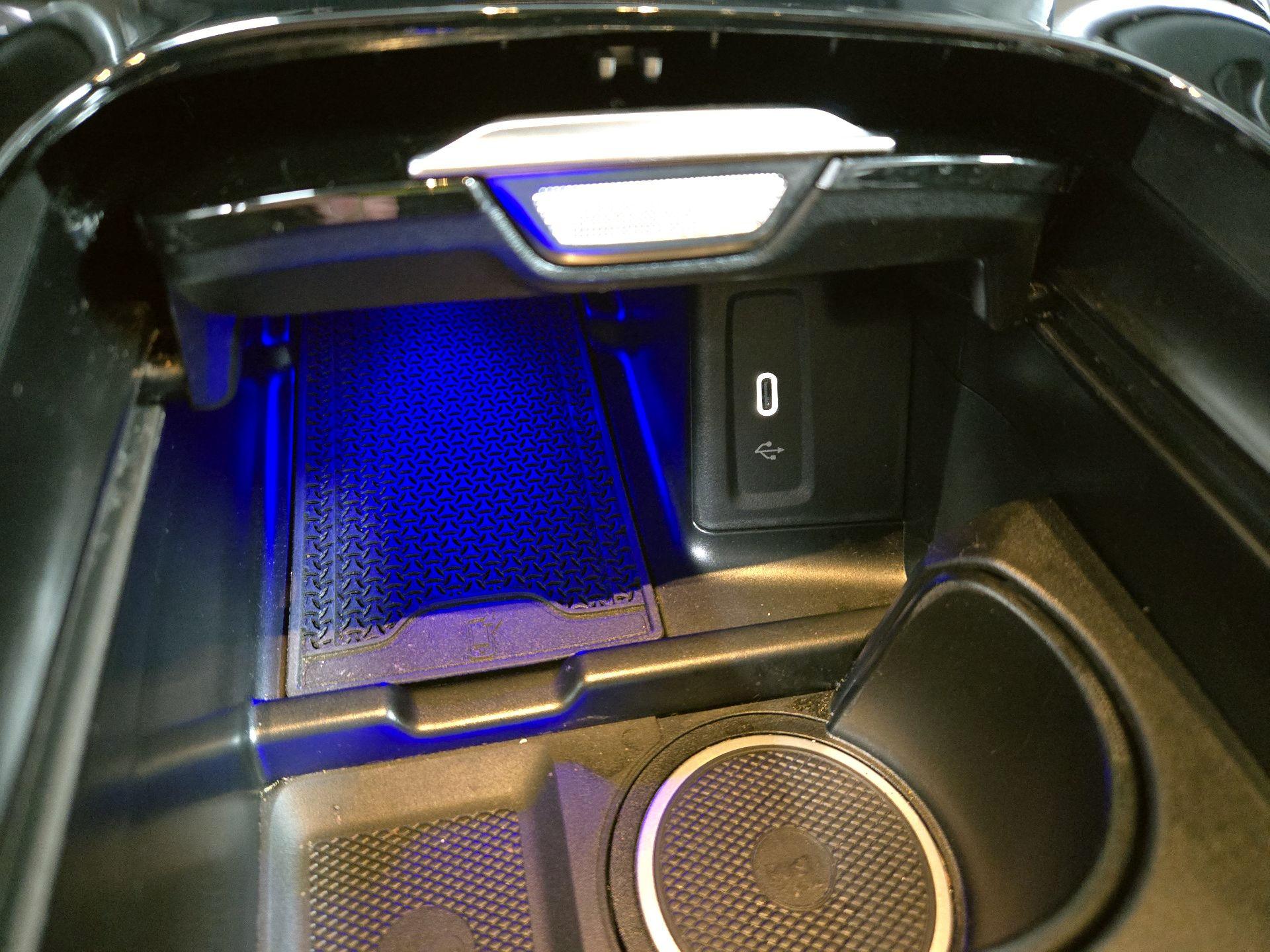 Thumbnail: 2023 Mercedes-Benz GLC - 19