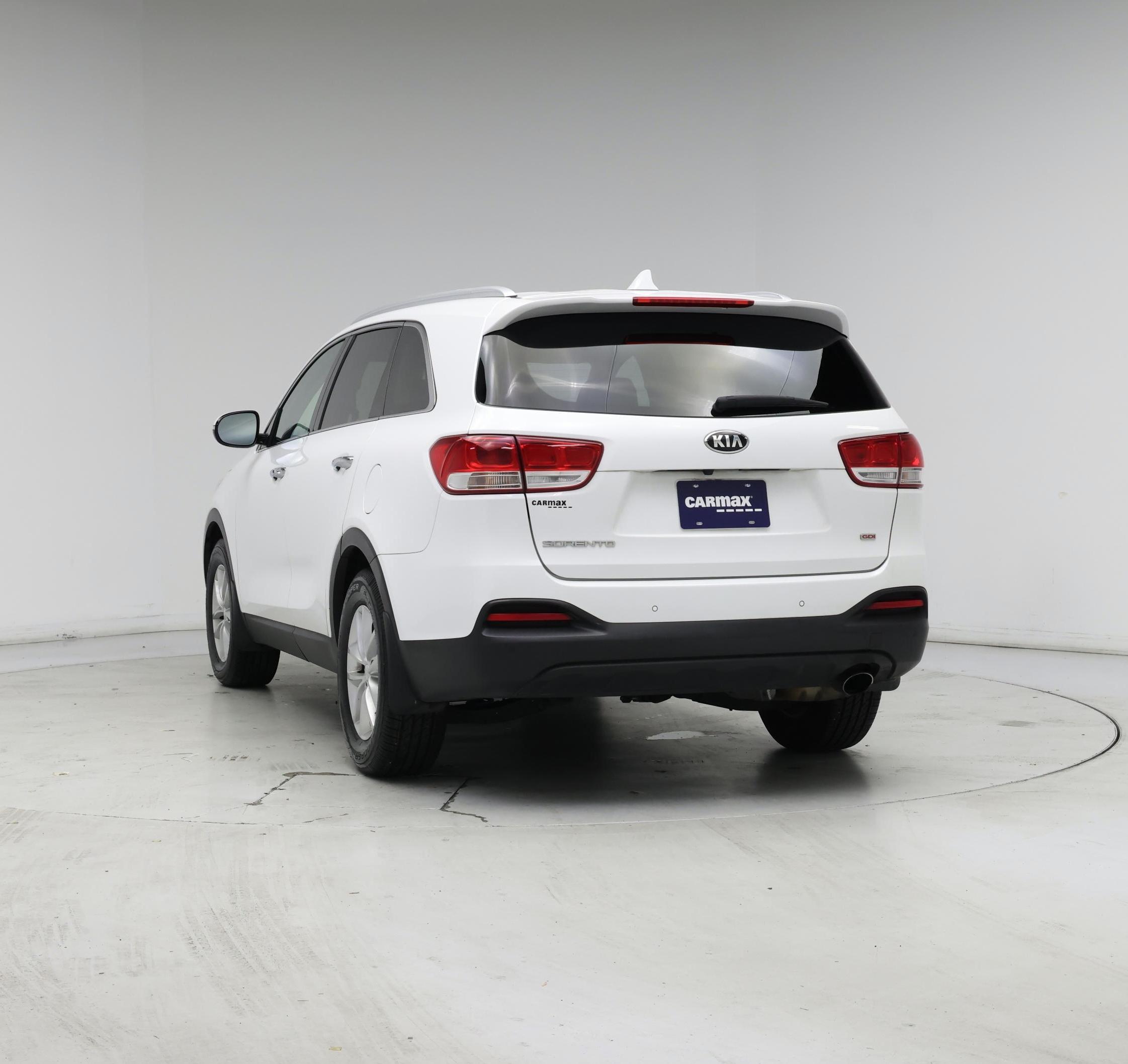 Thumbnail: 2017 Kia Sorento - 6