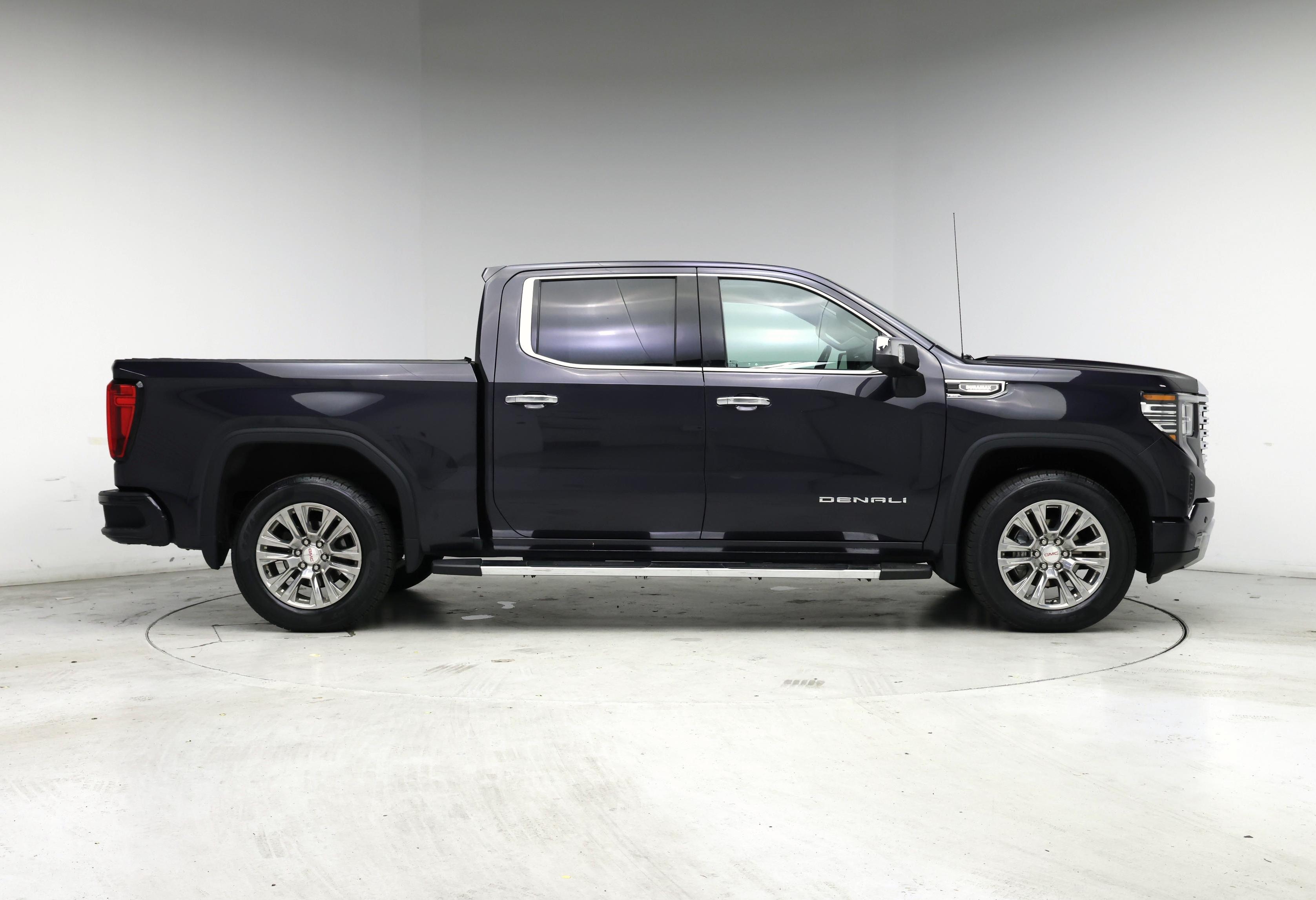 Thumbnail: 2022 GMC Sierra 1500 - 7