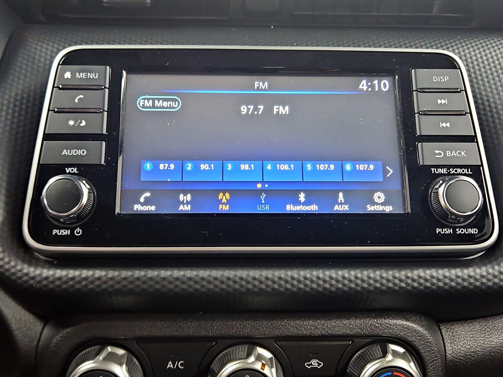 Thumbnail: 2021 Nissan Kicks - 15