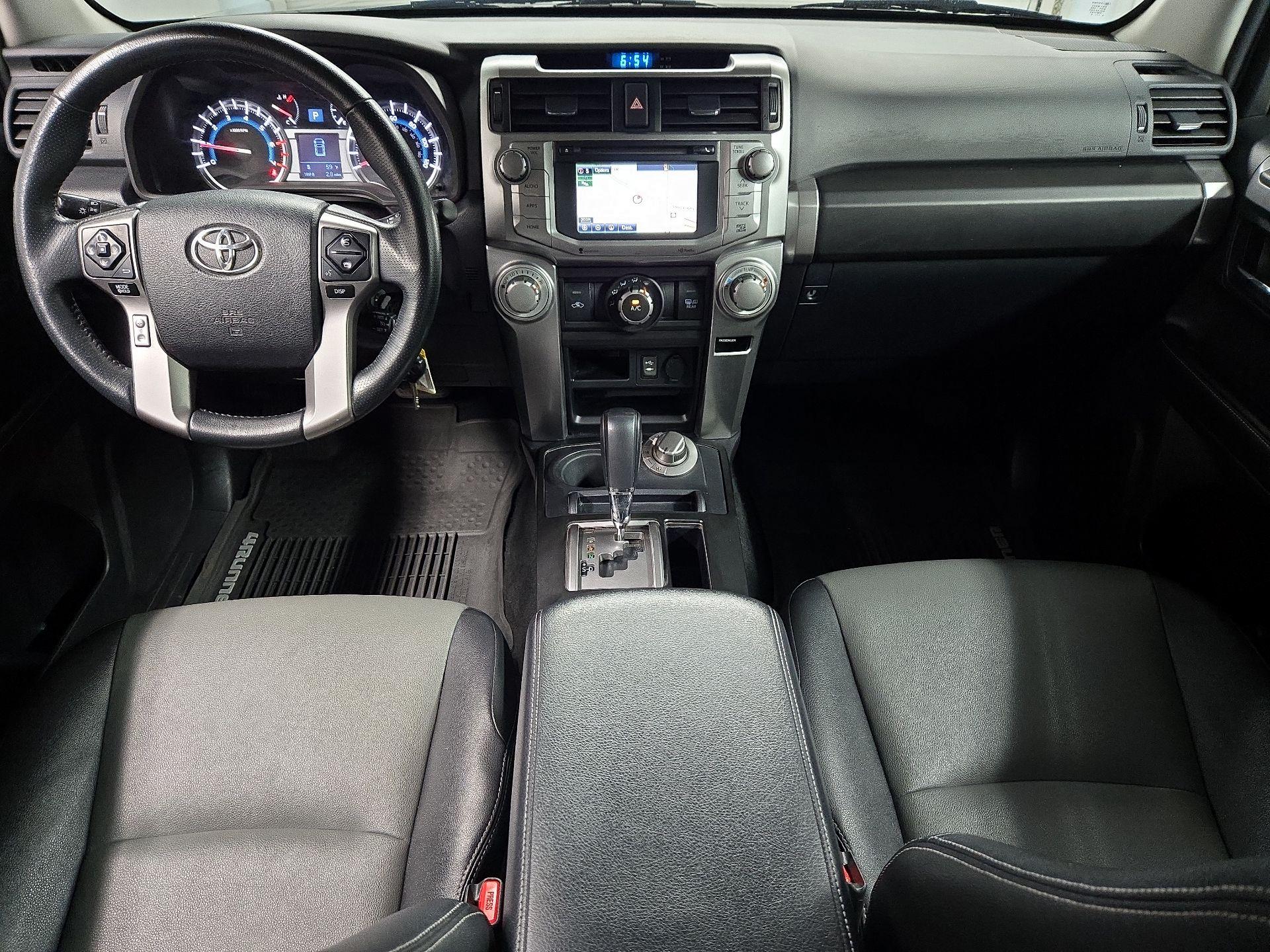 Thumbnail: 2015 Toyota 4Runner - 9