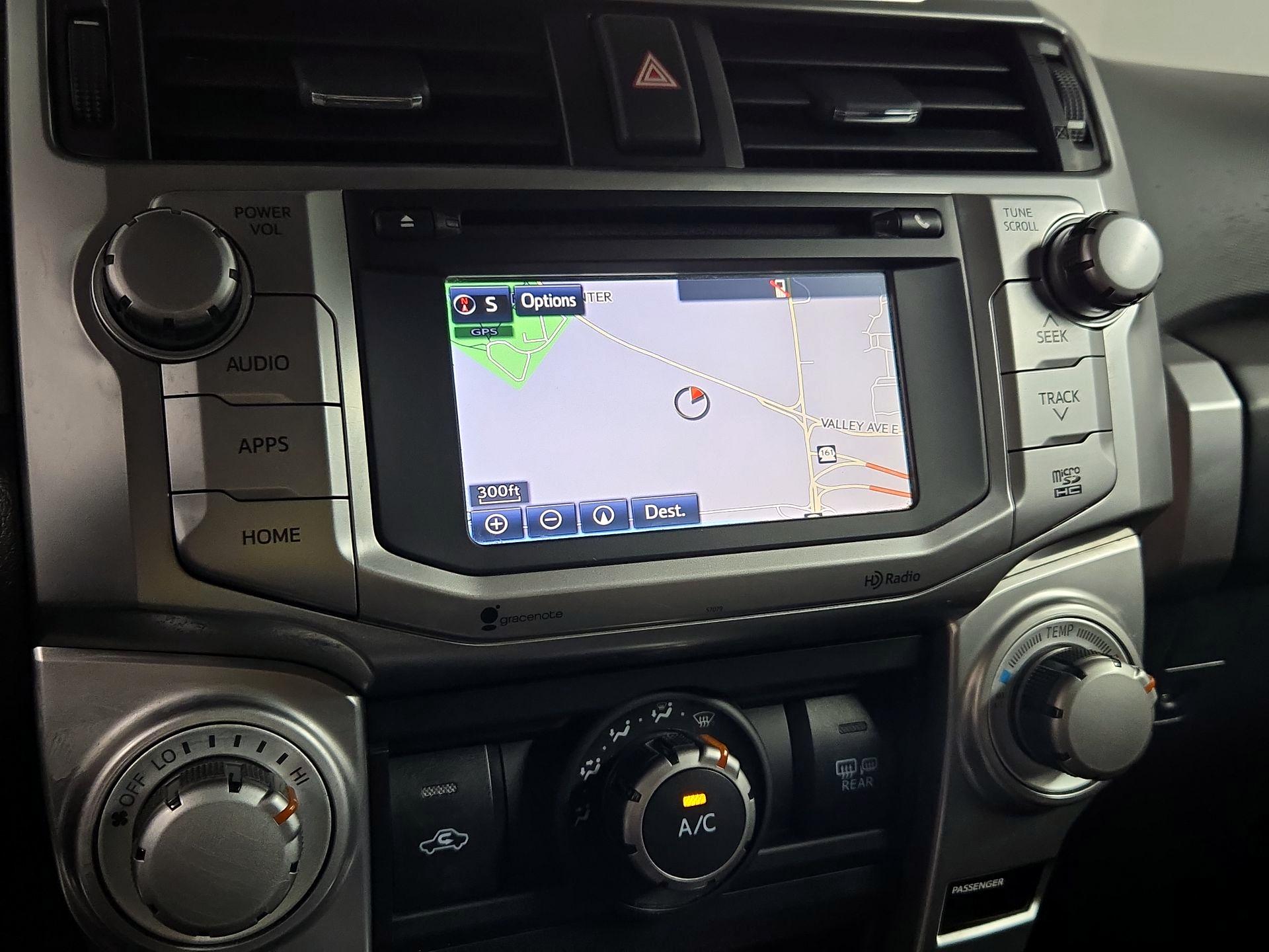 Thumbnail: 2015 Toyota 4Runner - 14