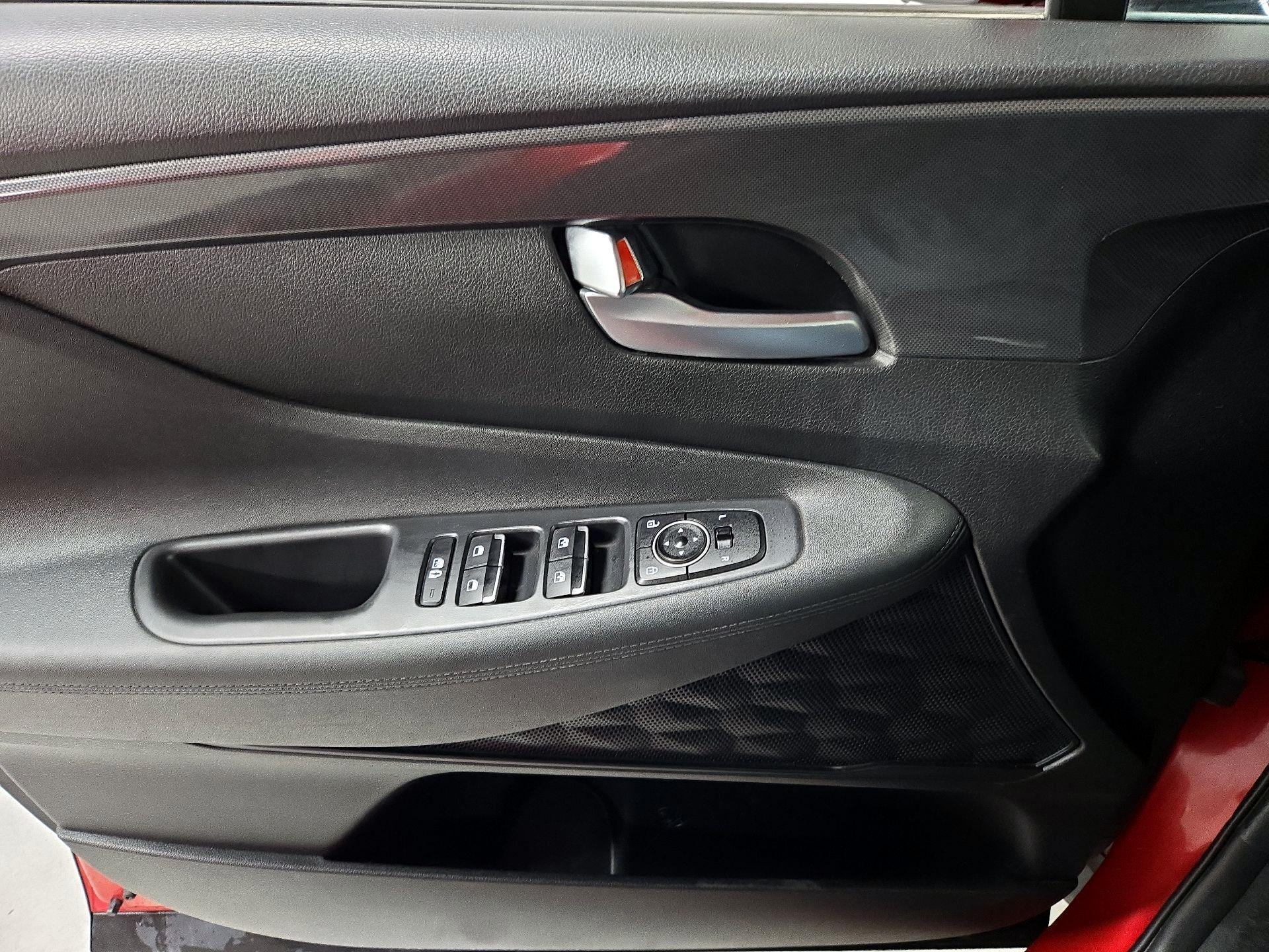 Thumbnail: 2023 Hyundai Santa Fe - 12