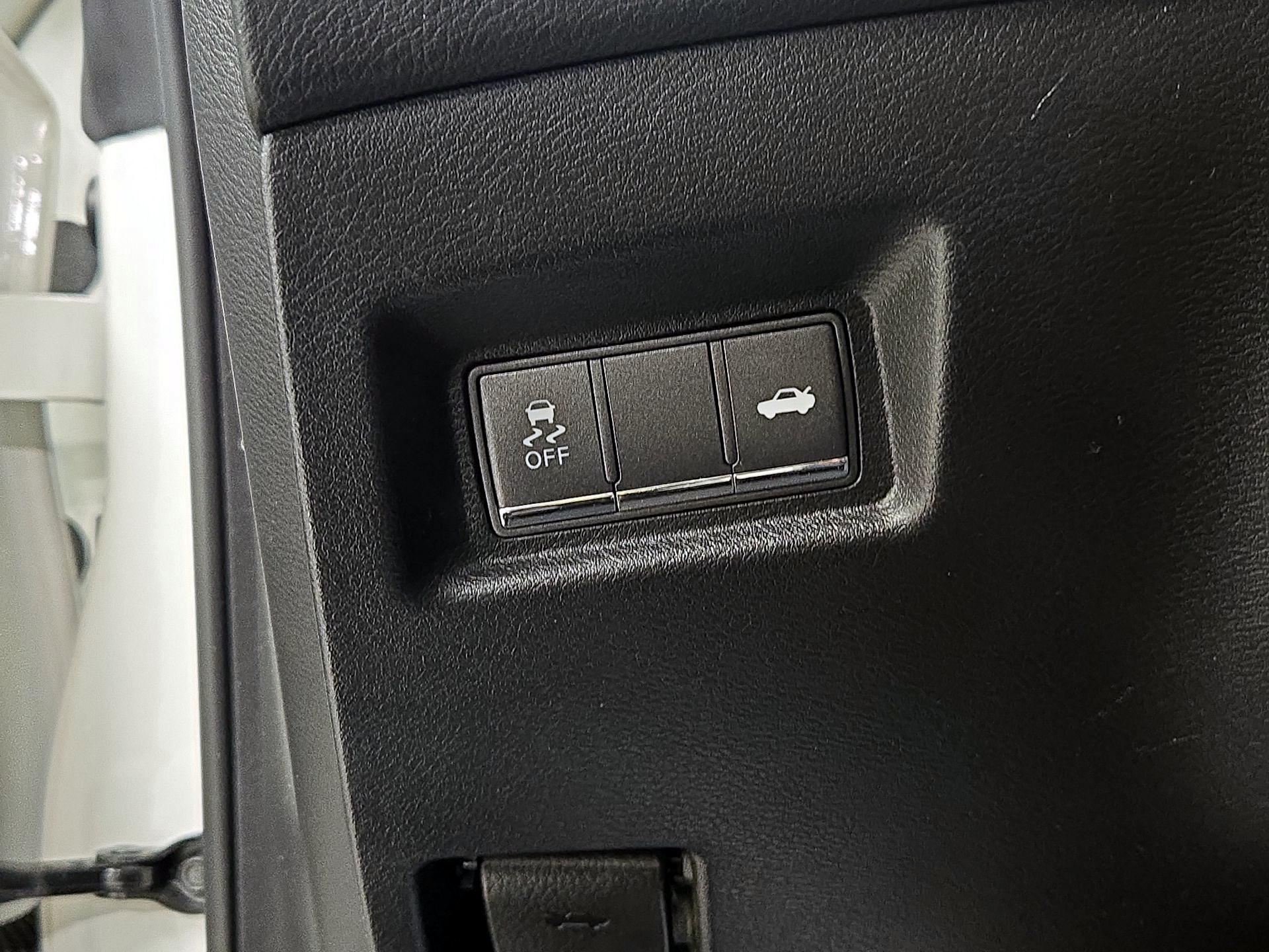 Thumbnail: 2021 INFINITI Q60 - 13