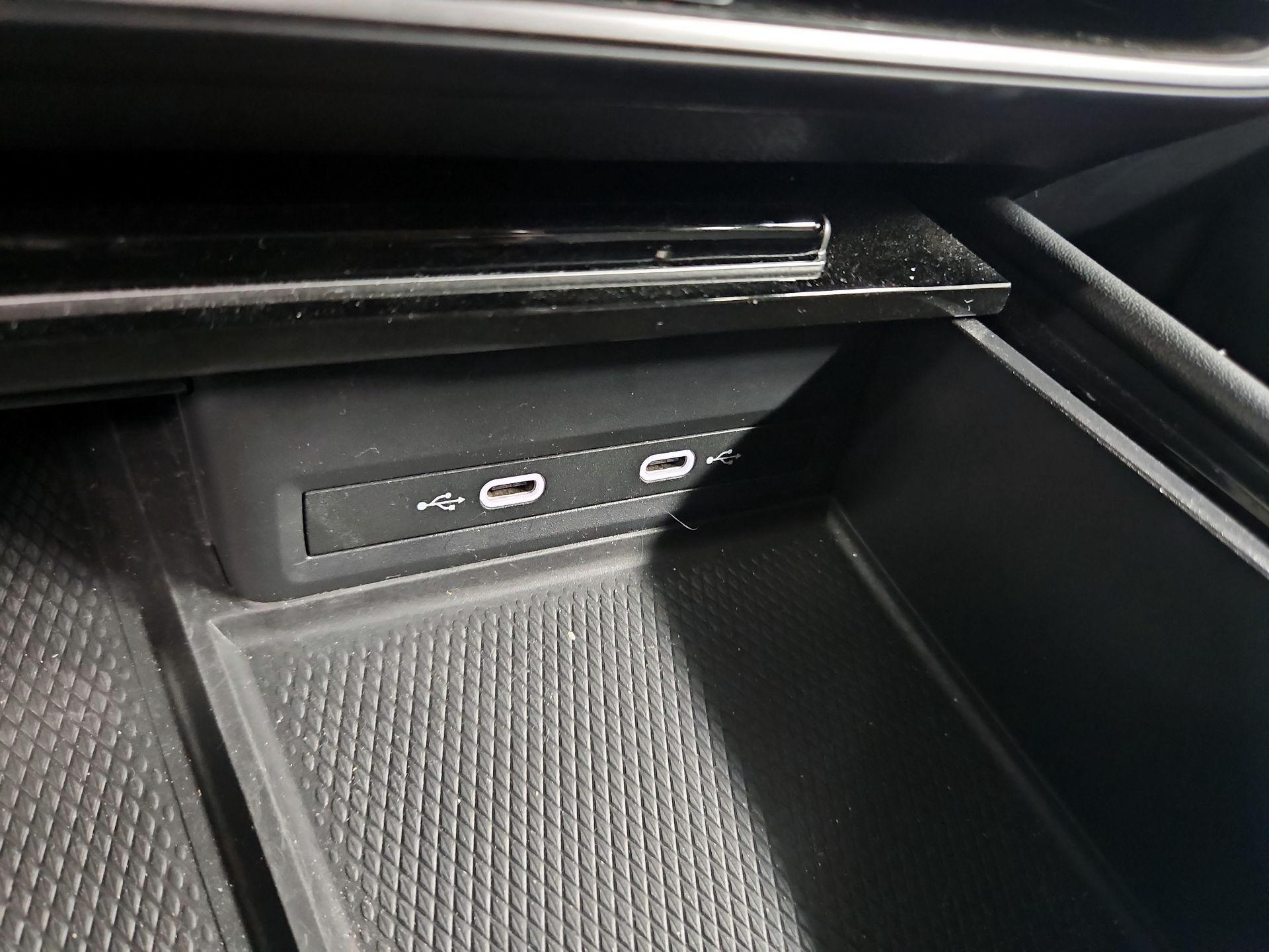 Thumbnail: 2024 Volkswagen Atlas - 18