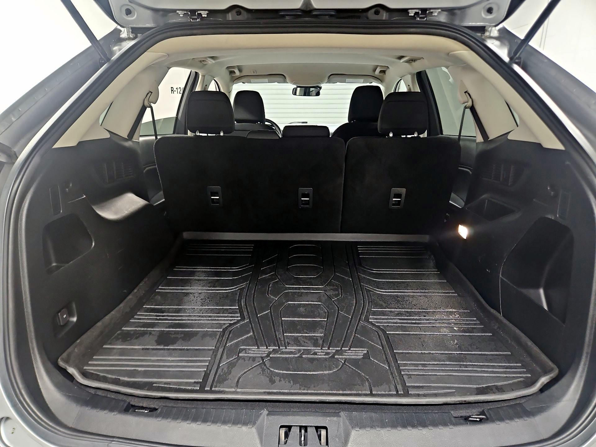 Thumbnail: 2021 Ford Edge - 20