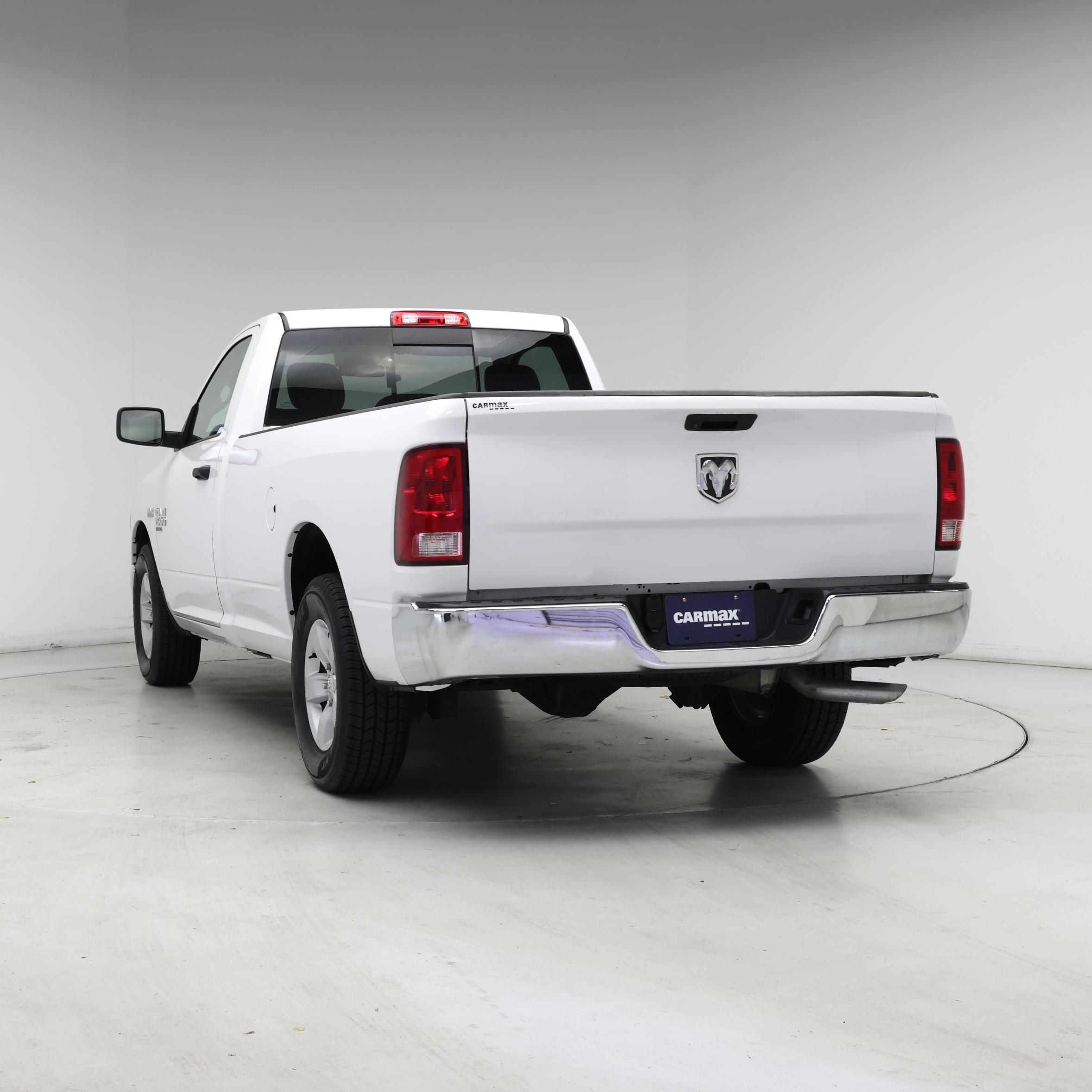 Thumbnail: 2020 RAM 1500 Classic - 6
