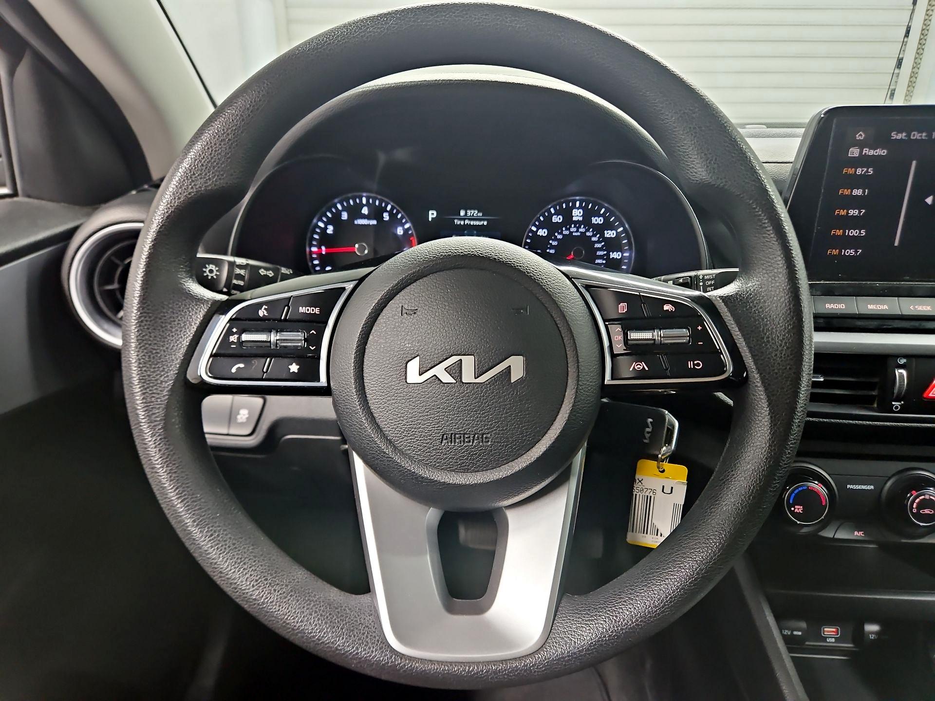 Thumbnail: 2023 Kia Forte - 10