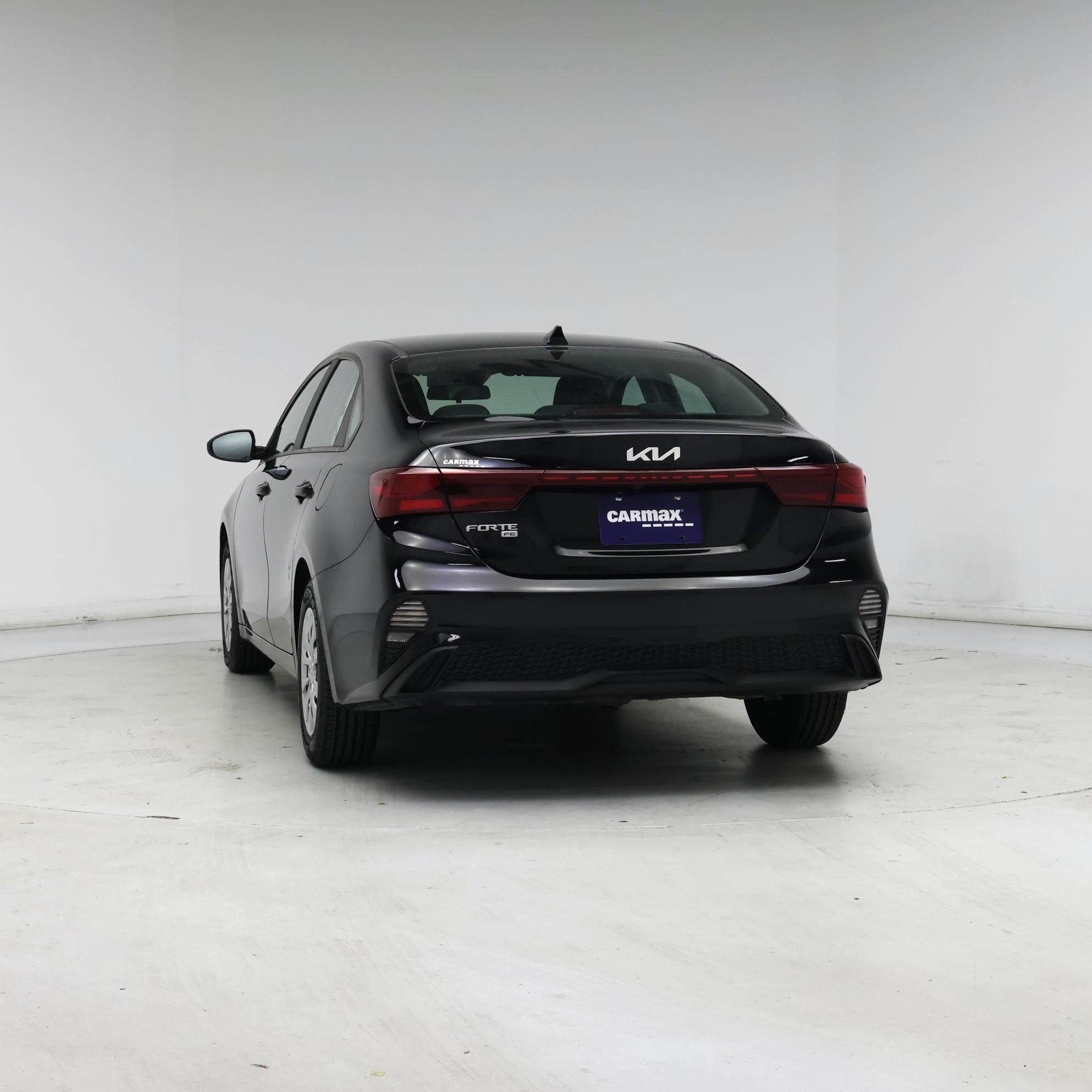Thumbnail: 2023 Kia Forte - 6