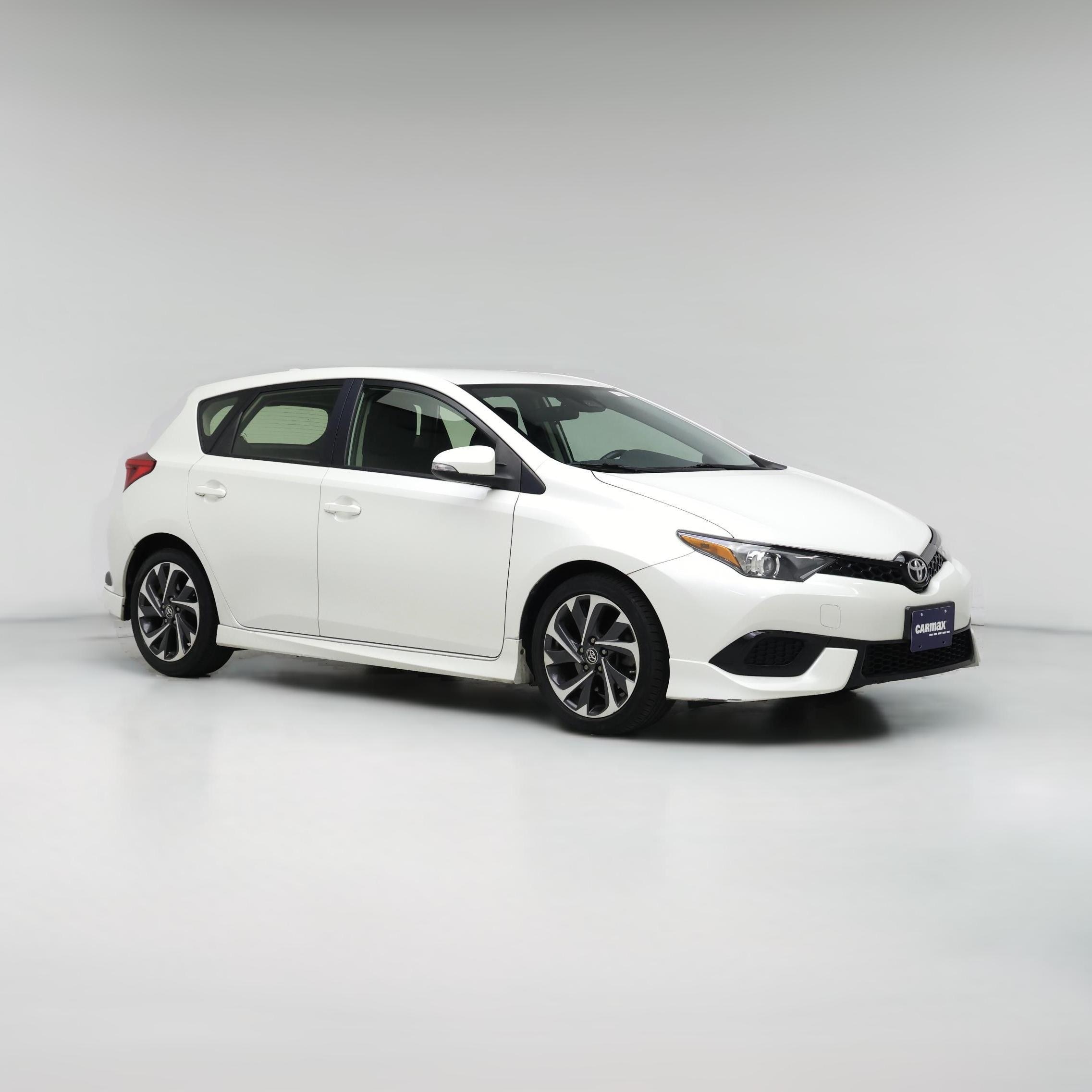 Thumbnail: 2018 Toyota Corolla iM - 1