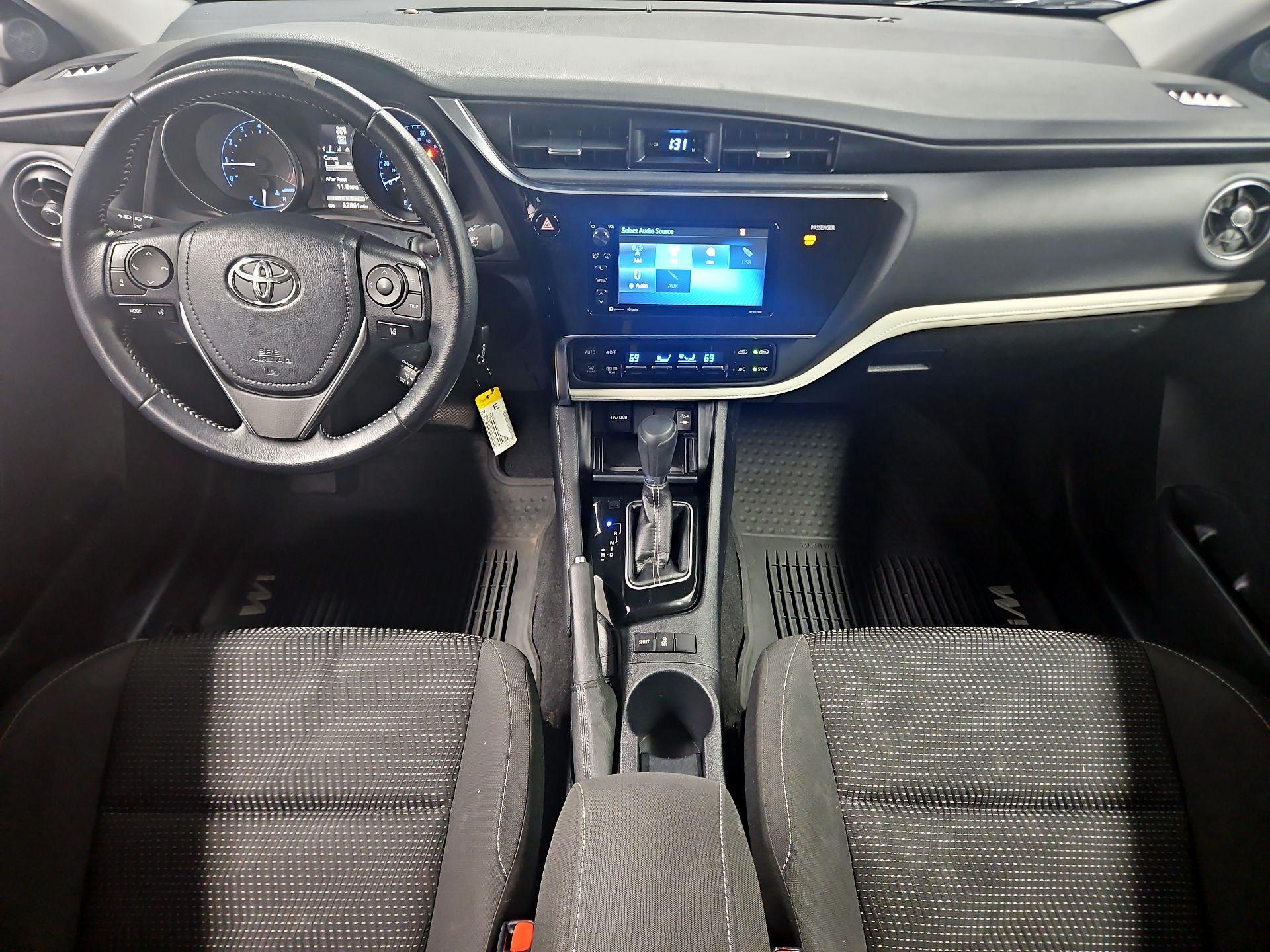 Thumbnail: 2018 Toyota Corolla iM - 9