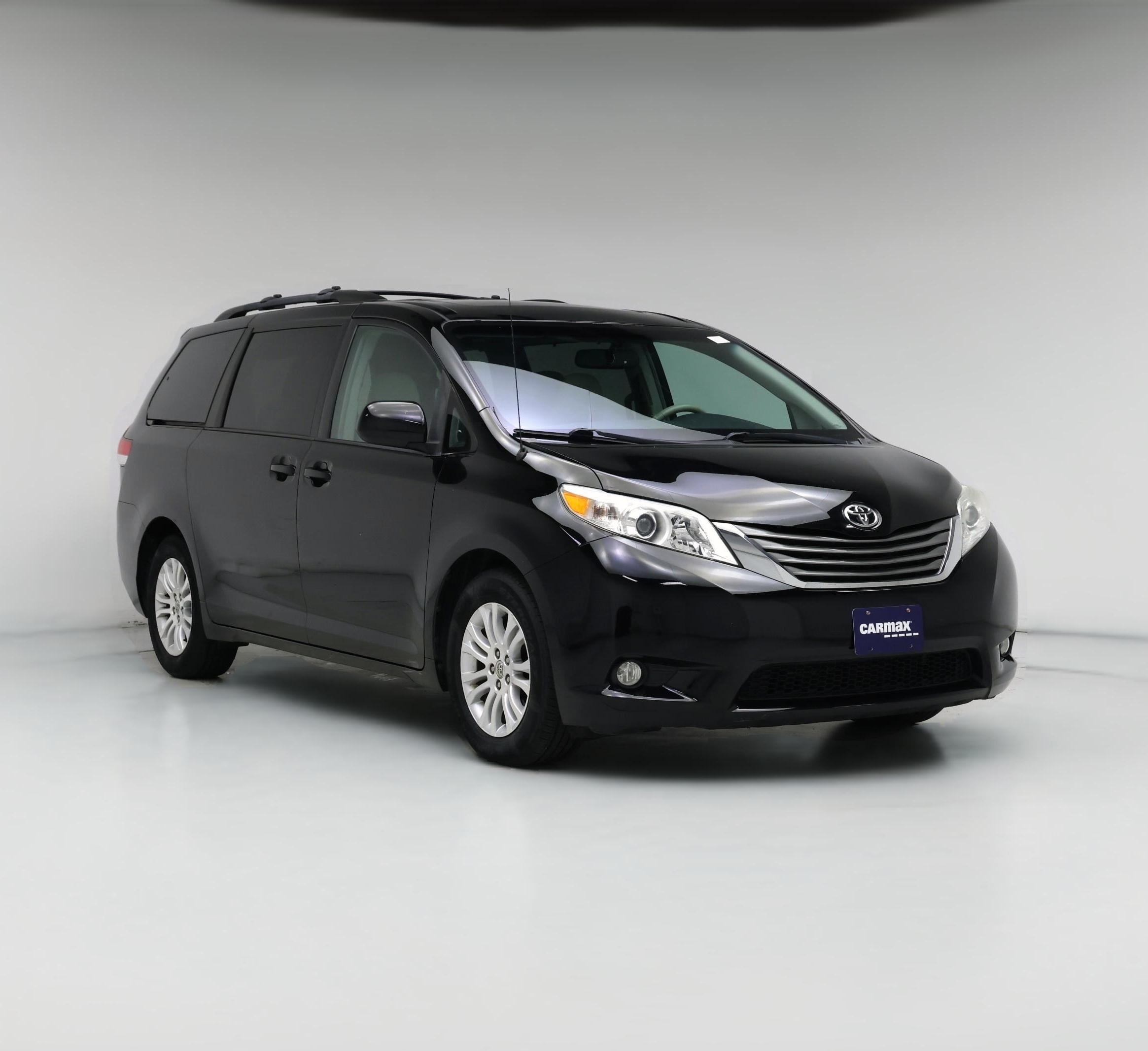 Thumbnail: 2014 Toyota Sienna - 1