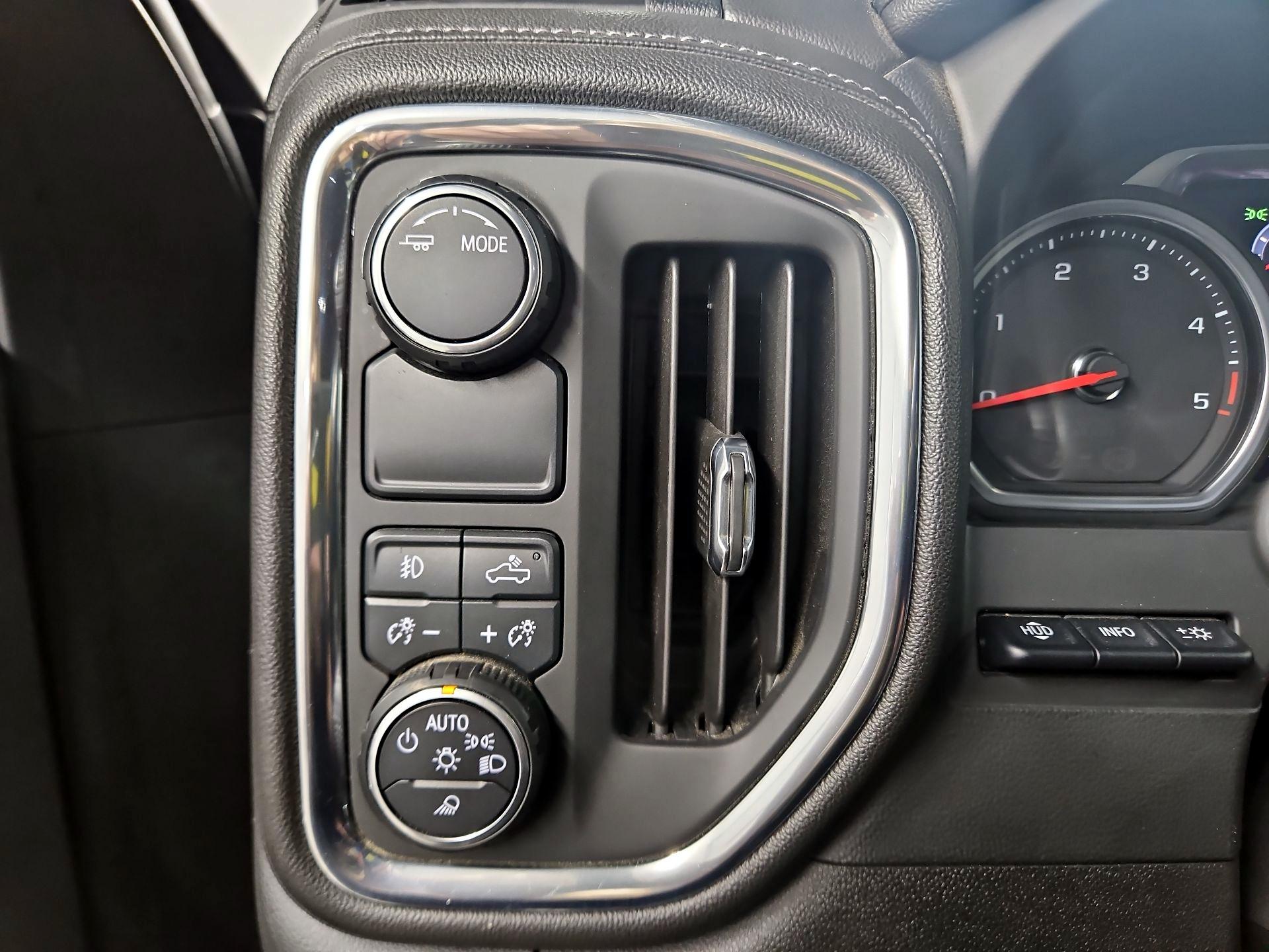 Thumbnail: 2022 Chevrolet Silverado 3500 - 13