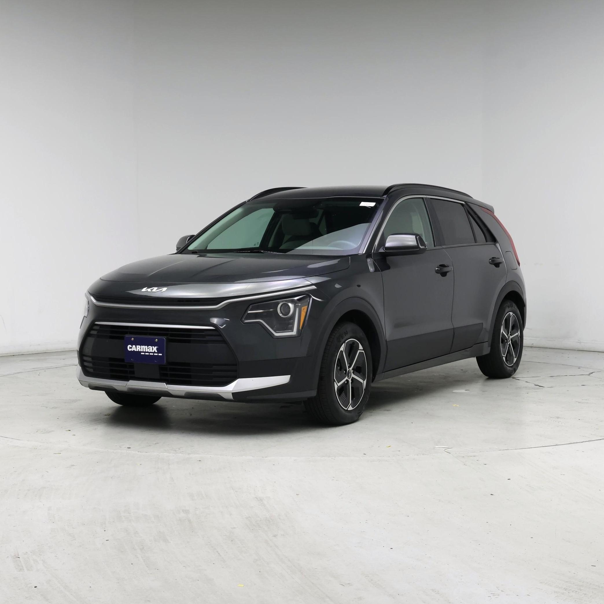 Thumbnail: 2024 Kia Niro - 4