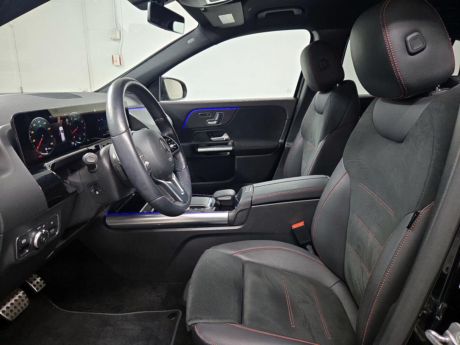 Thumbnail: 2023 Mercedes-Benz GLA - 11