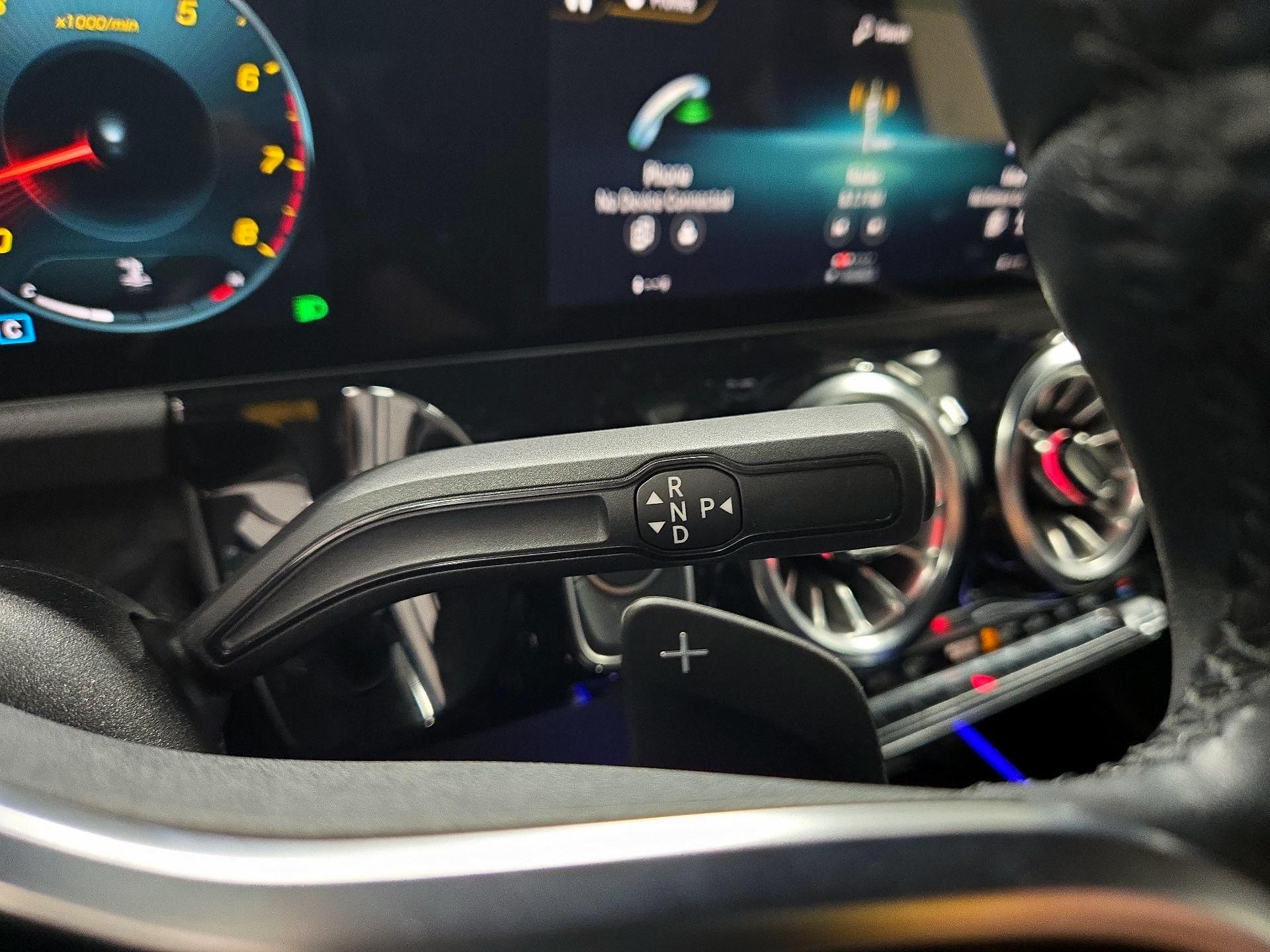 Thumbnail: 2023 Mercedes-Benz GLA - 17