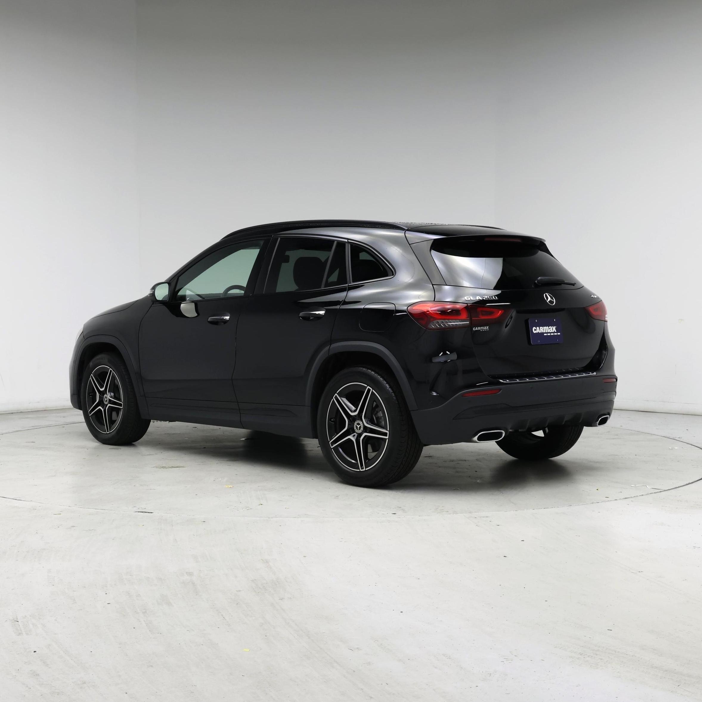 Thumbnail: 2023 Mercedes-Benz GLA - 2