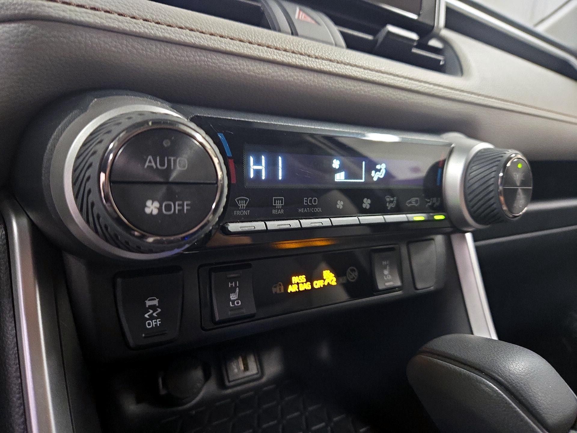 Thumbnail: 2024 Toyota RAV4 - 16