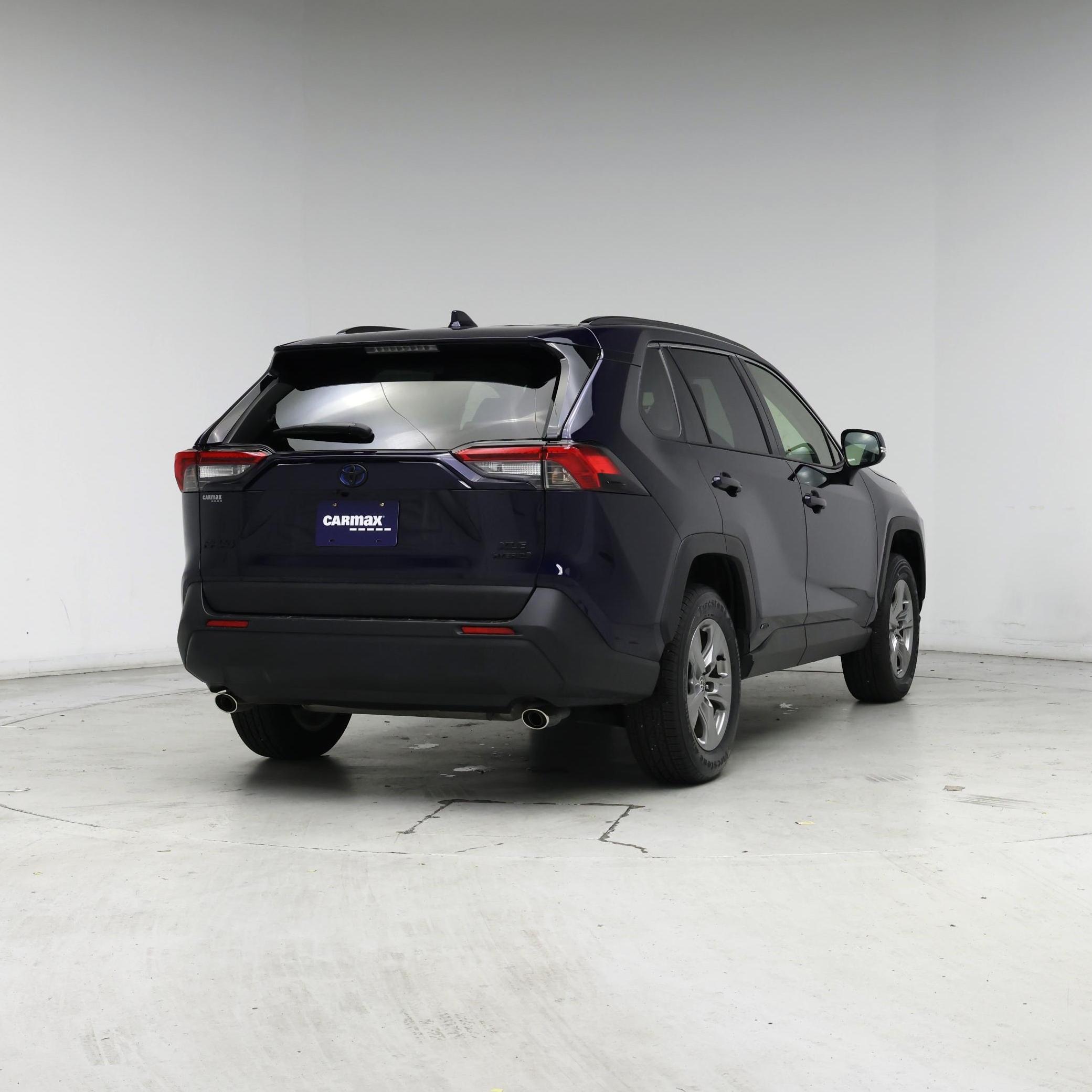 Thumbnail: 2024 Toyota RAV4 - 8