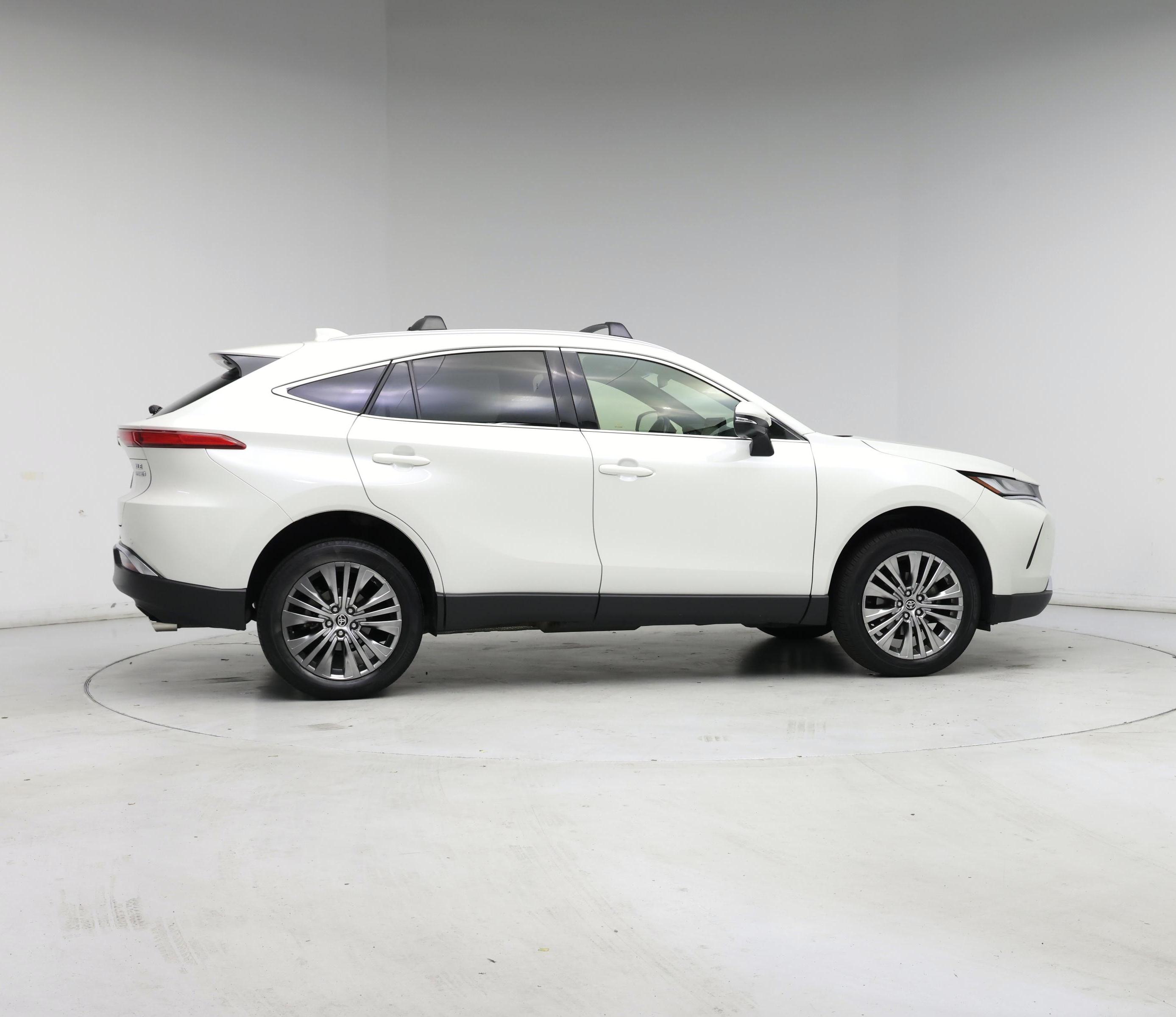 Thumbnail: 2021 Toyota Venza - 7