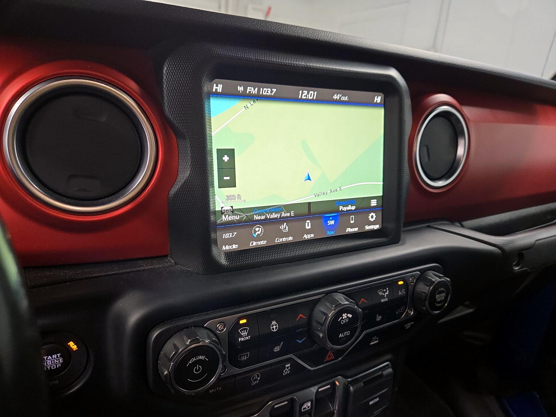 Thumbnail: 2021 Jeep Gladiator - 14