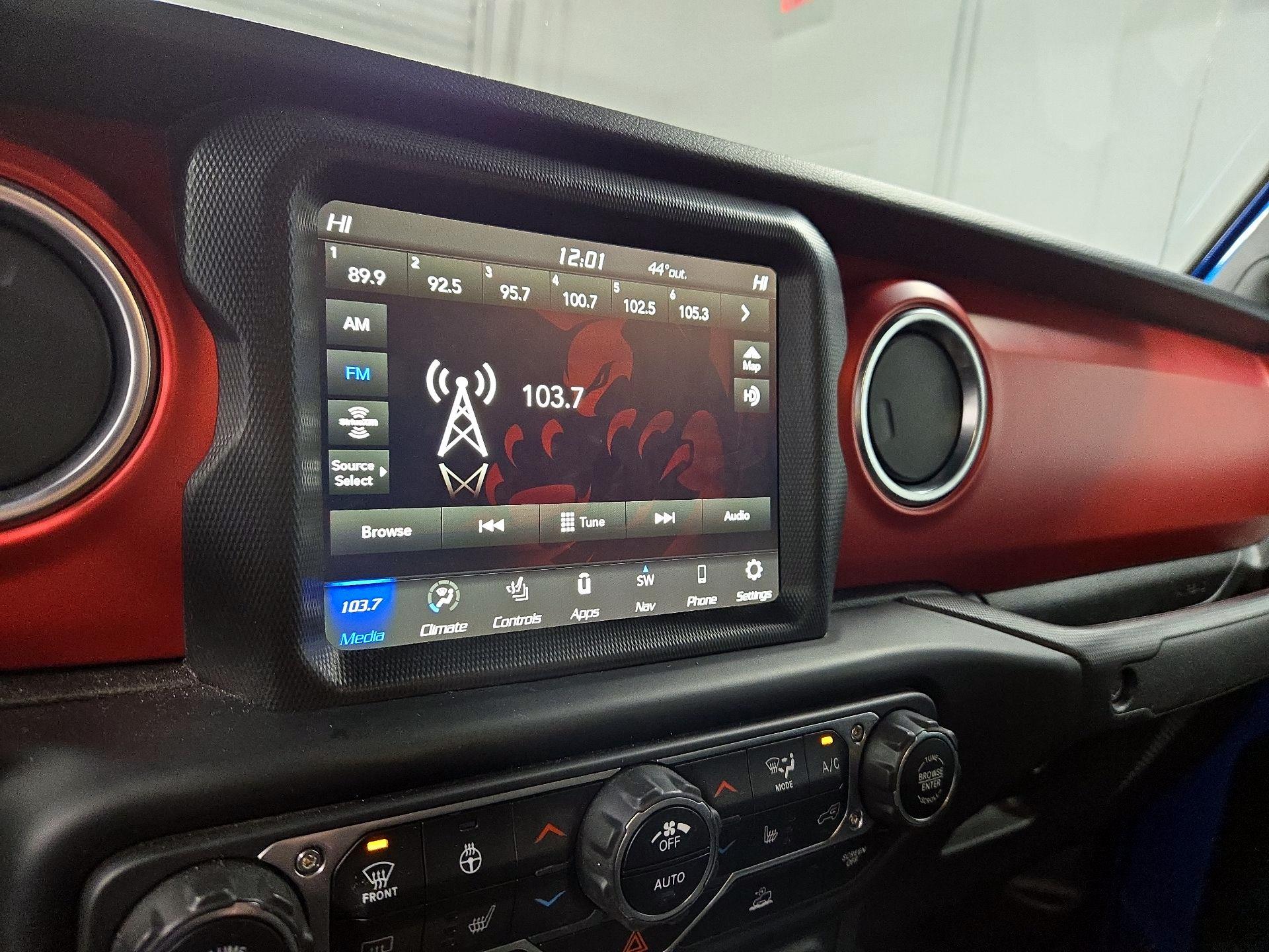 Thumbnail: 2021 Jeep Gladiator - 16