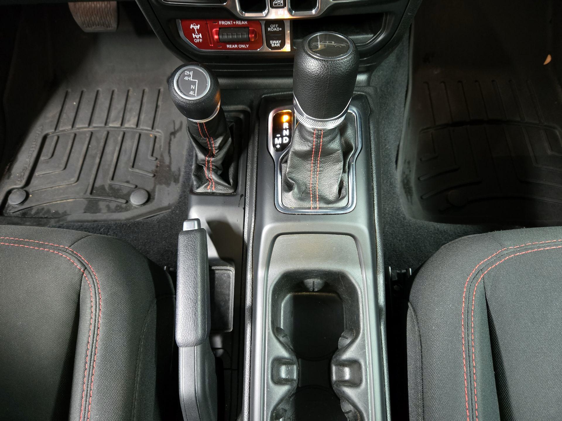 Thumbnail: 2021 Jeep Gladiator - 18
