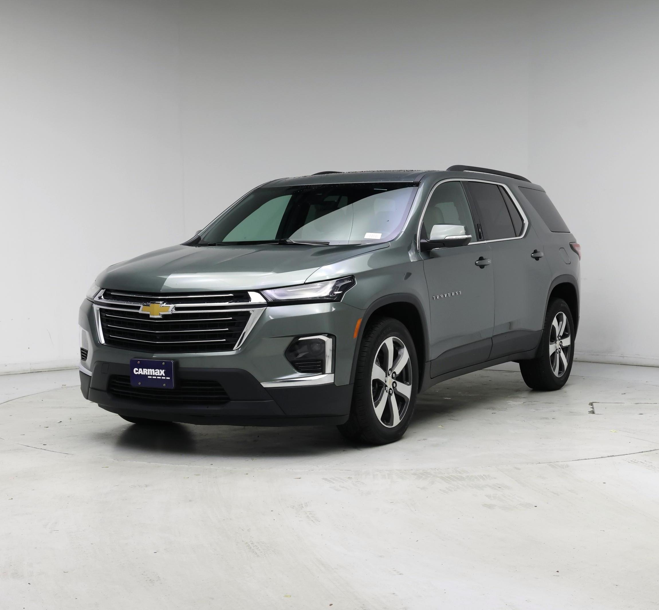 Thumbnail: 2023 Chevrolet Traverse - 4