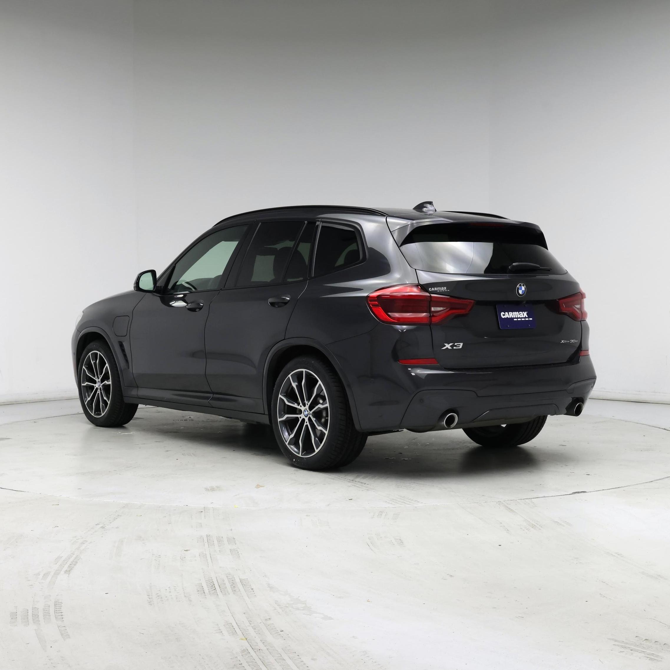Thumbnail: 2021 BMW X3 - 2