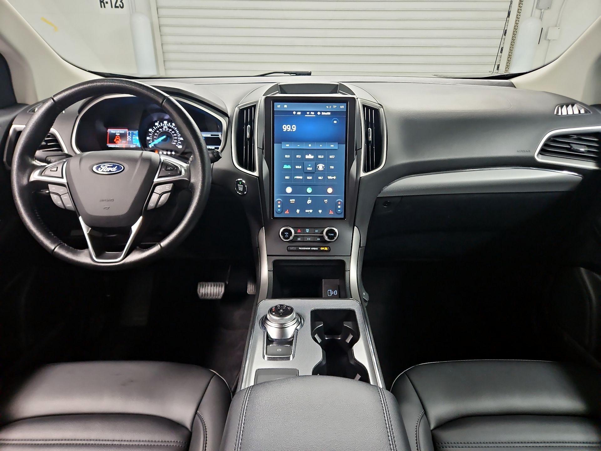 Thumbnail: 2021 Ford Edge - 9