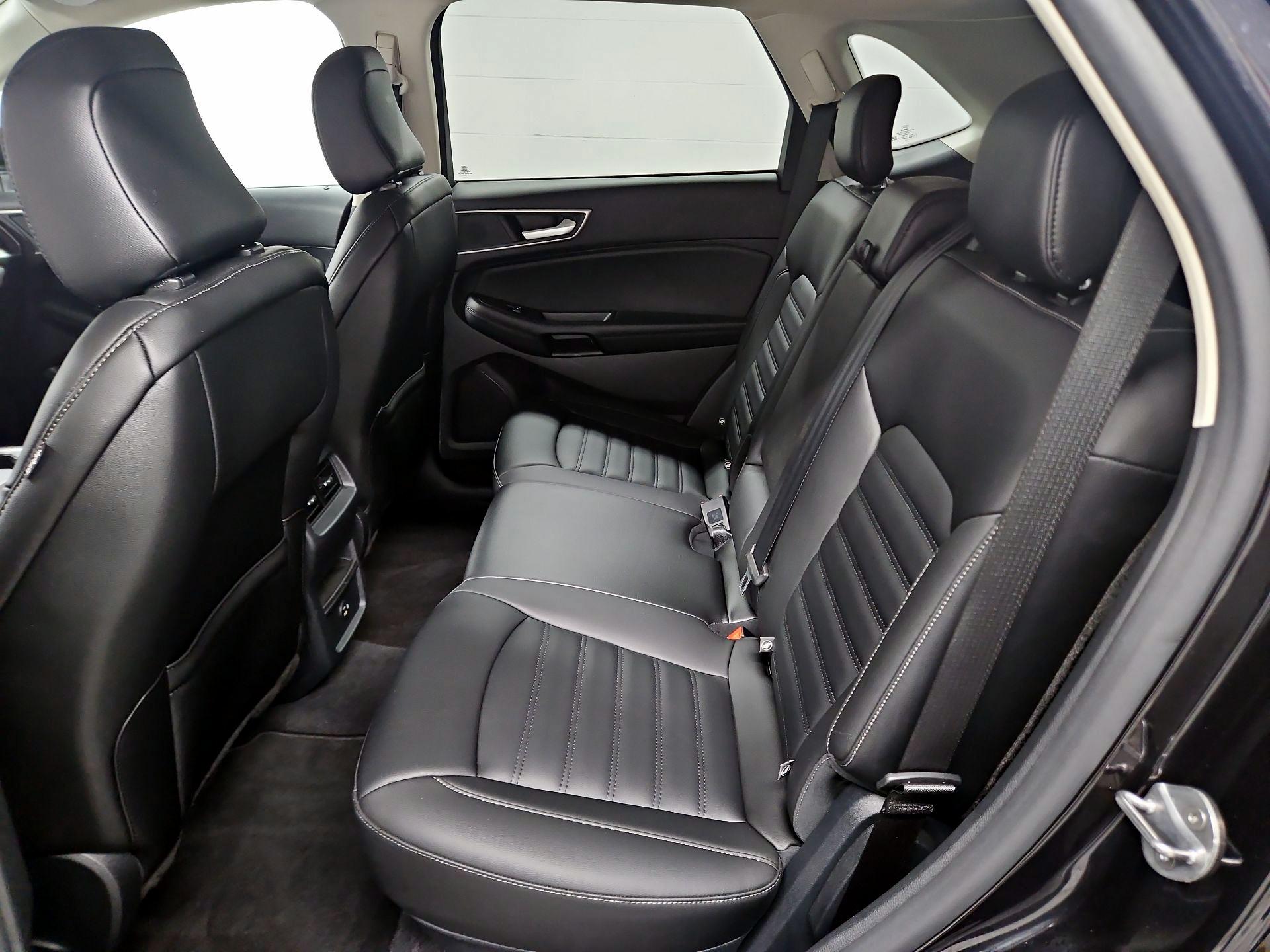 Thumbnail: 2021 Ford Edge - 19