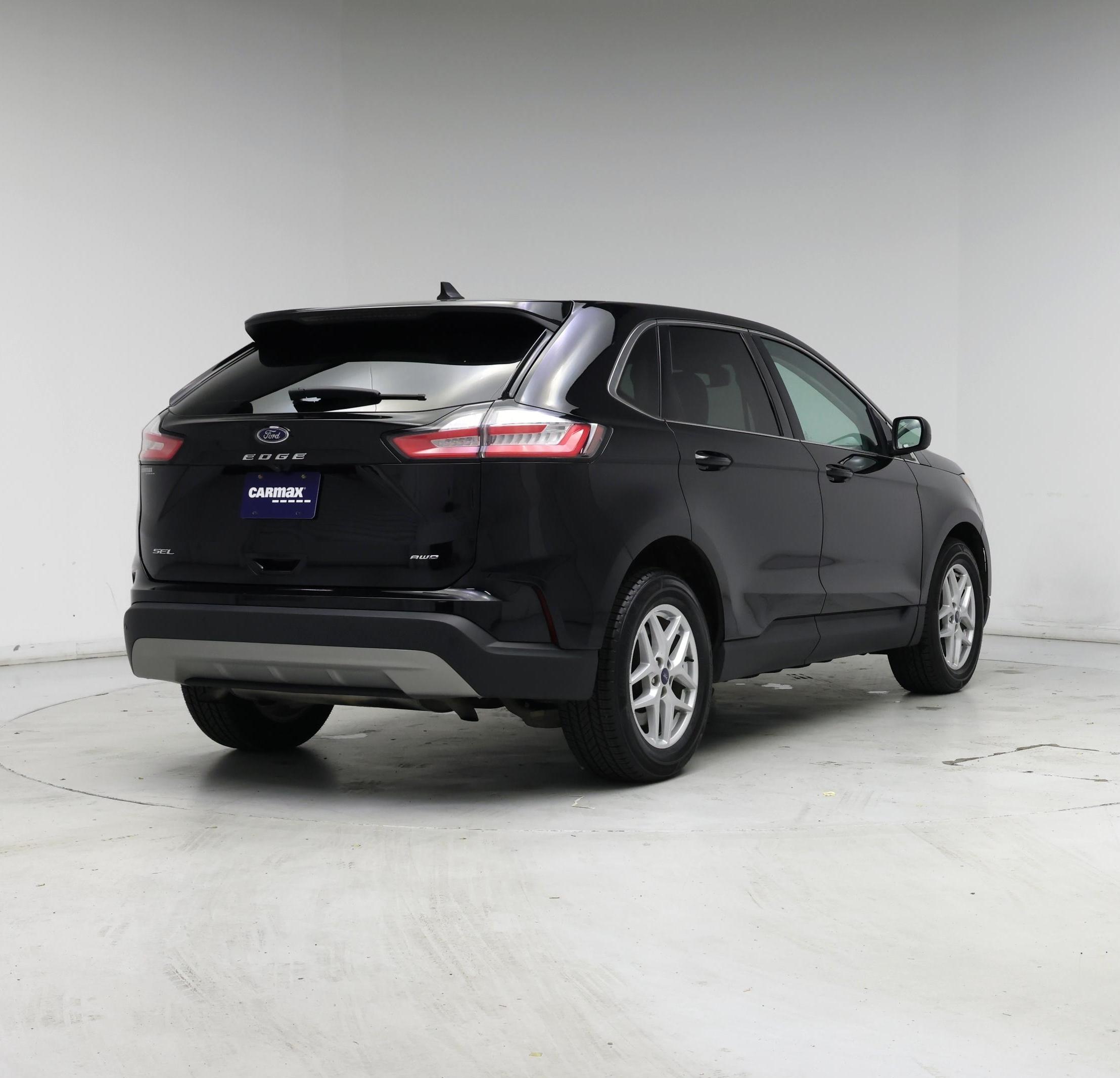 Thumbnail: 2021 Ford Edge - 8