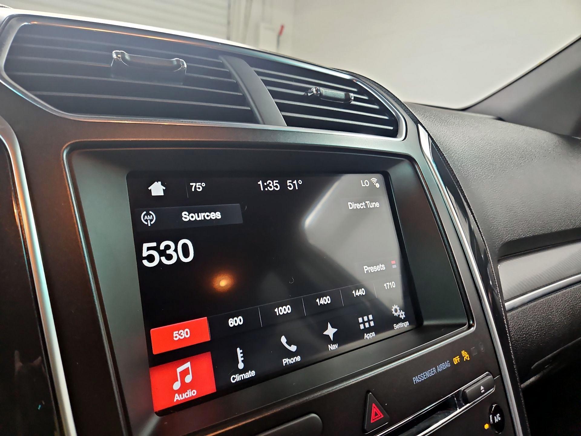 Thumbnail: 2017 Ford Explorer - 16