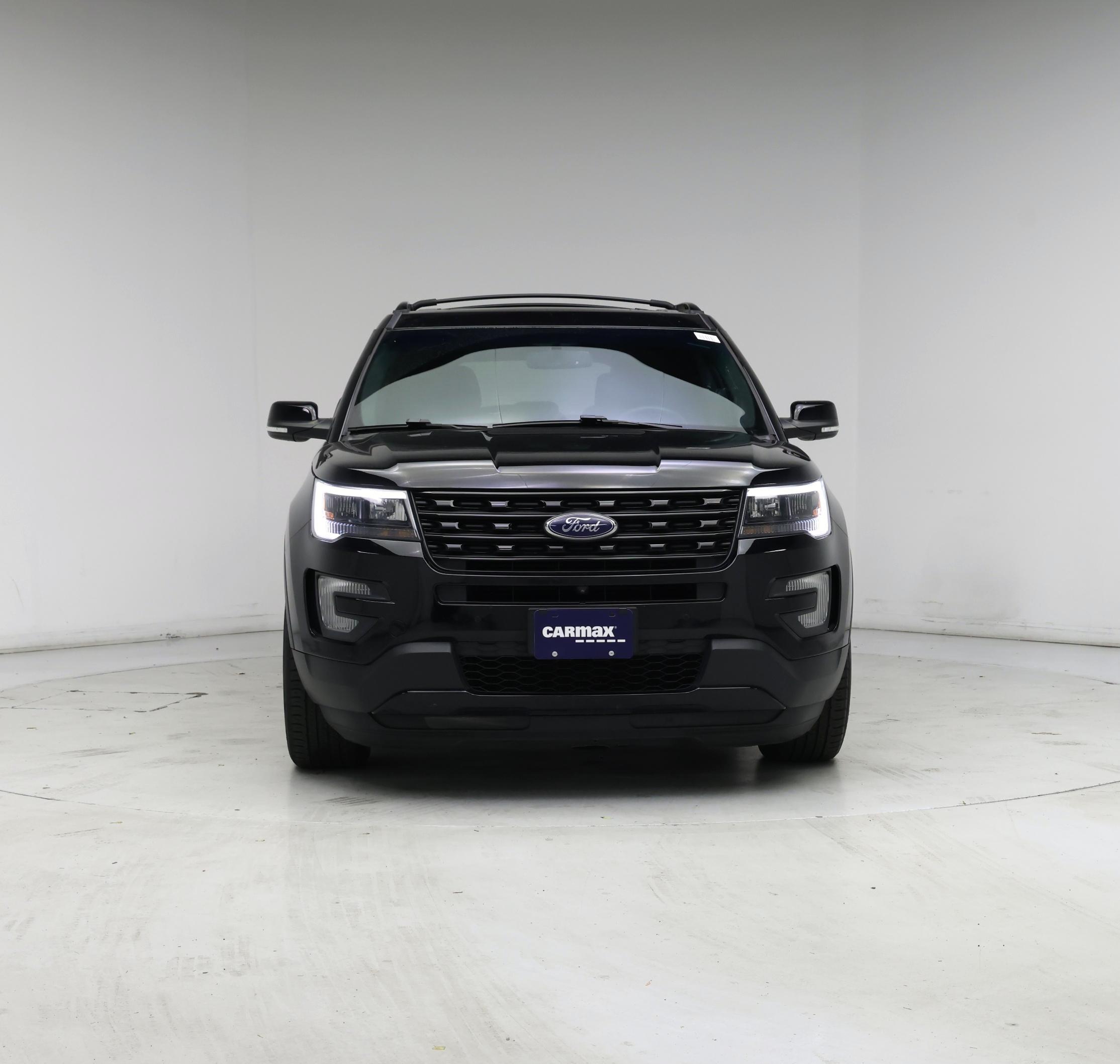 Thumbnail: 2017 Ford Explorer - 5