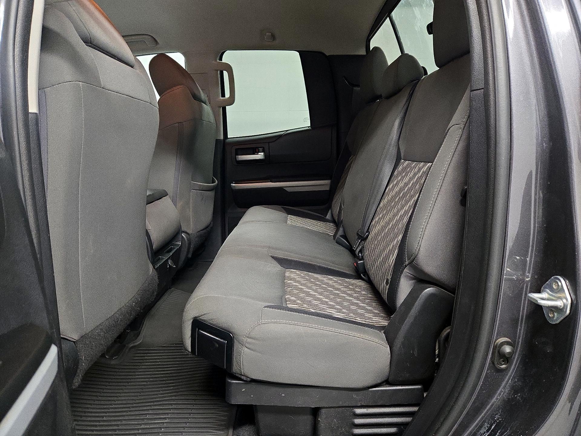 Thumbnail: 2021 Toyota Tundra - 19