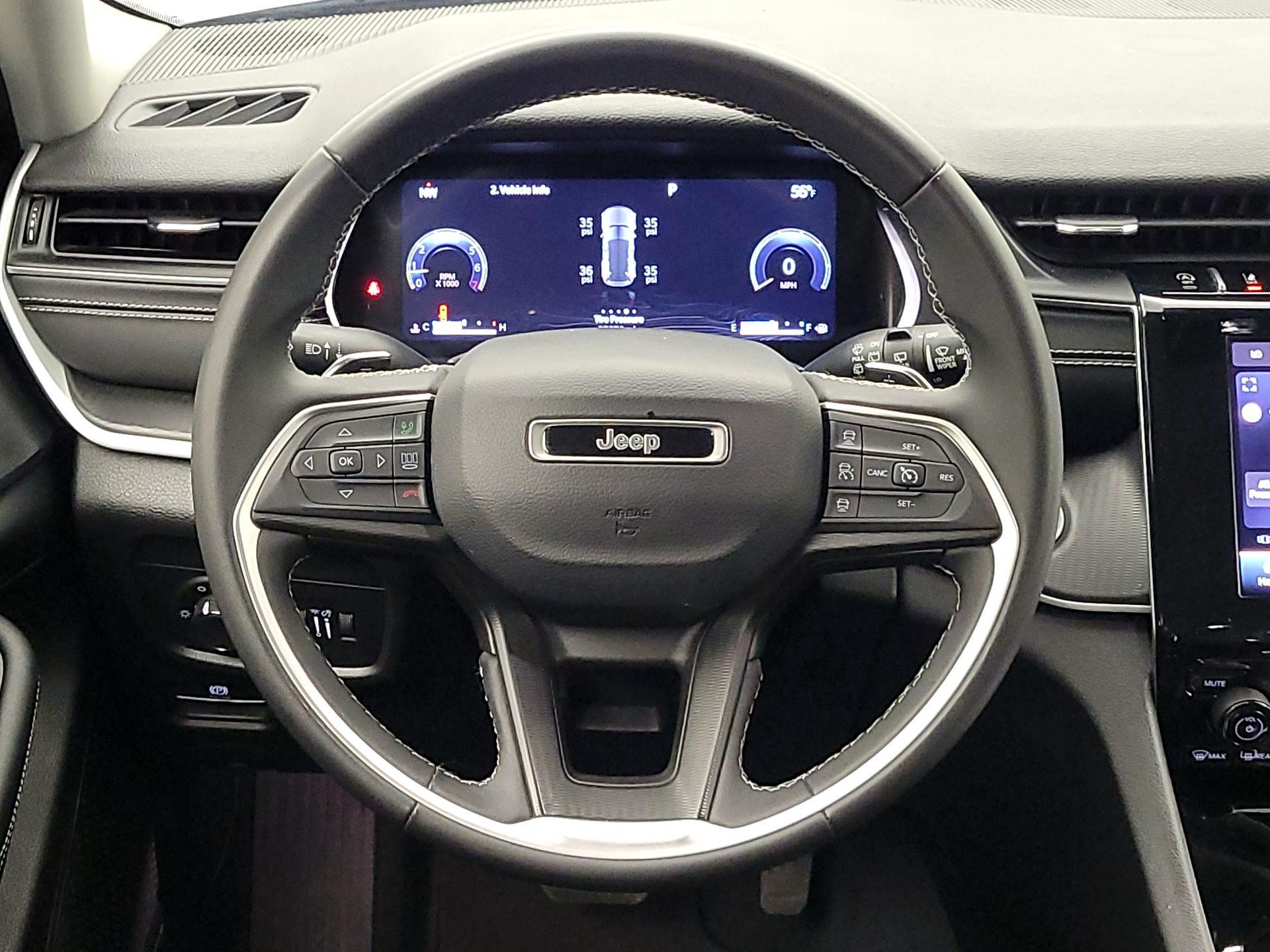 Thumbnail: 2023 Jeep Grand Cherokee - 10